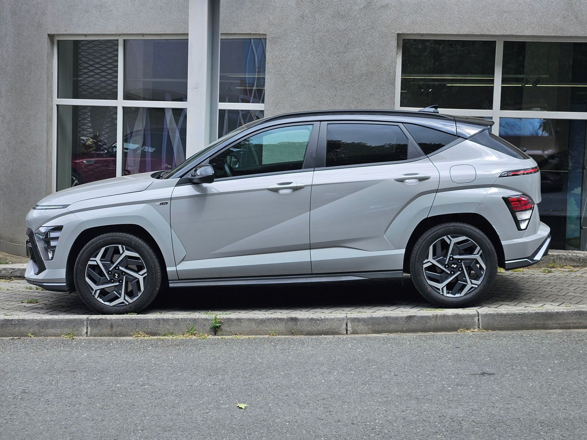 Hyundai Kona, 1.6T-GDi 4x4 DCT N-Line,serv.k - fotka 2