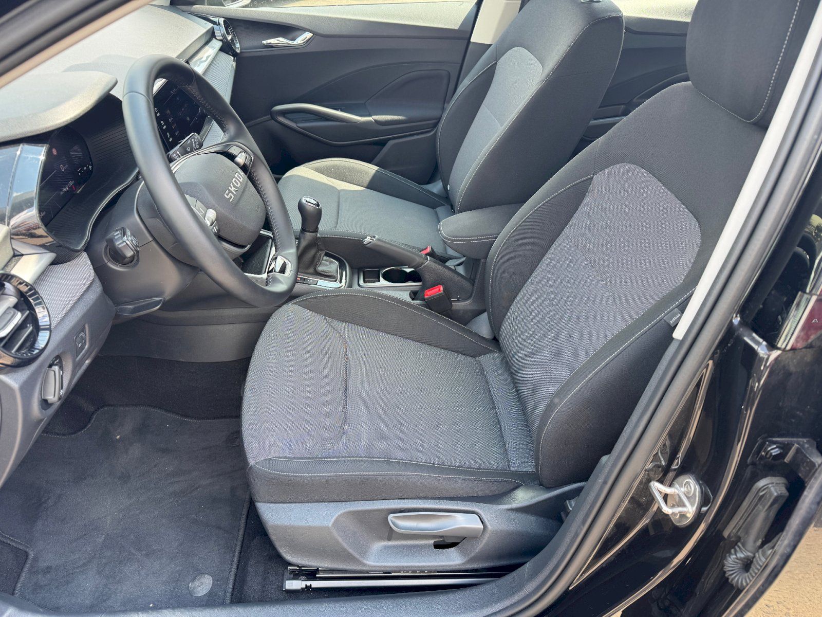 Škoda Fabia, 1.0 MPI 59kW Selection - fotka 5