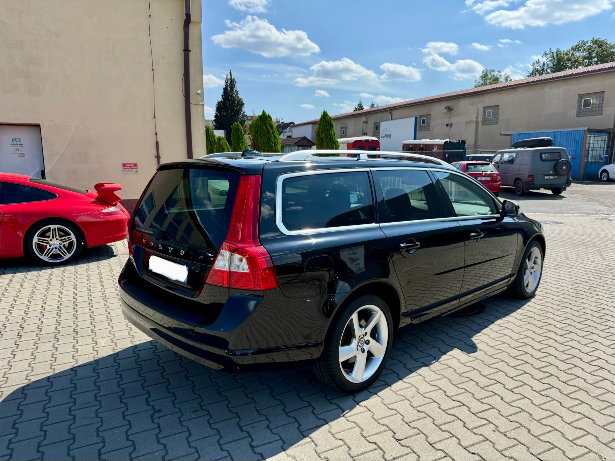 Volvo V70, 2.4 D5 Summum, ventilace, D - fotka 5
