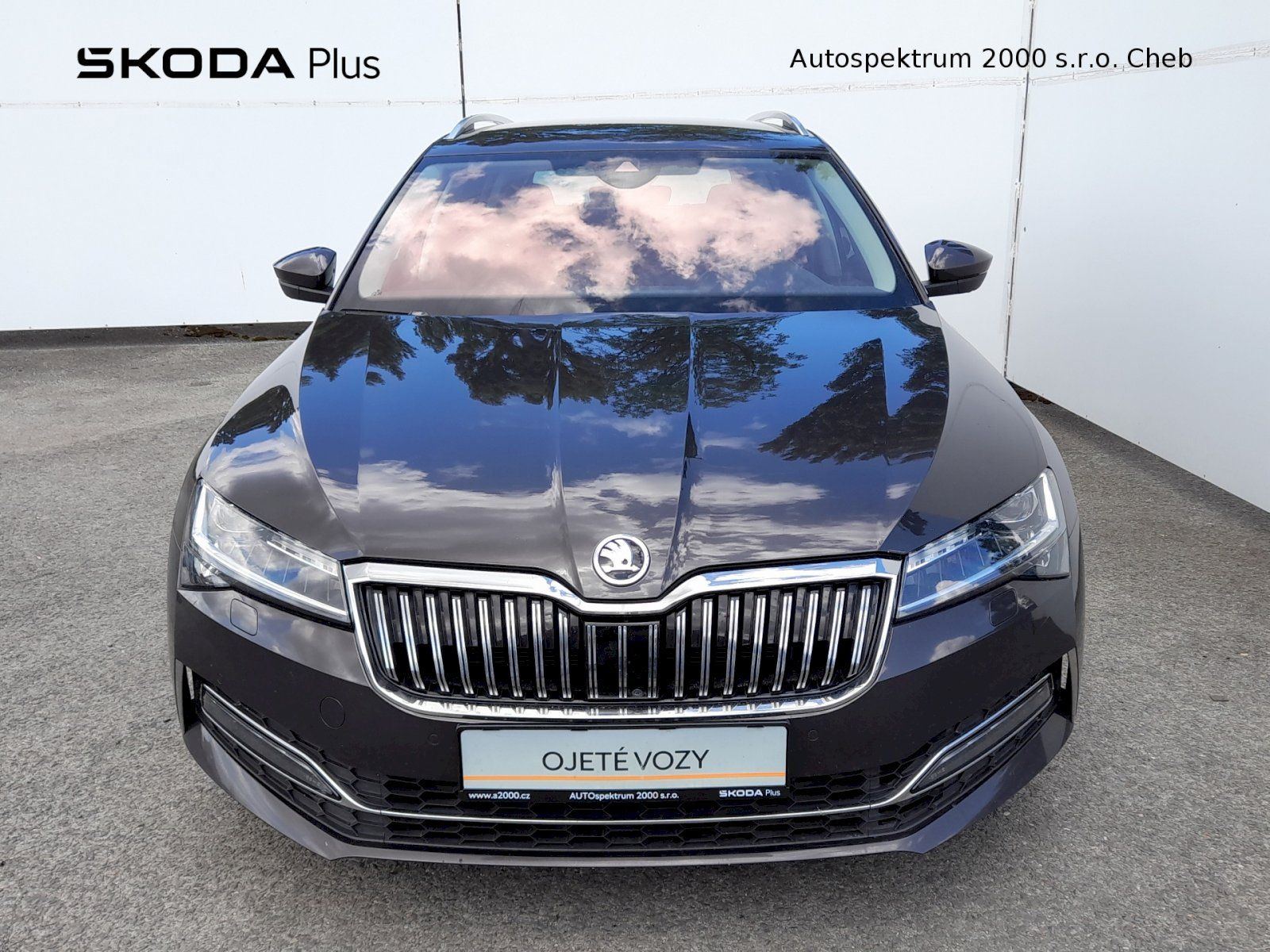 Škoda Superb, Combi L&K 2,0TSI 206 kW 7AP 4x - fotka 4