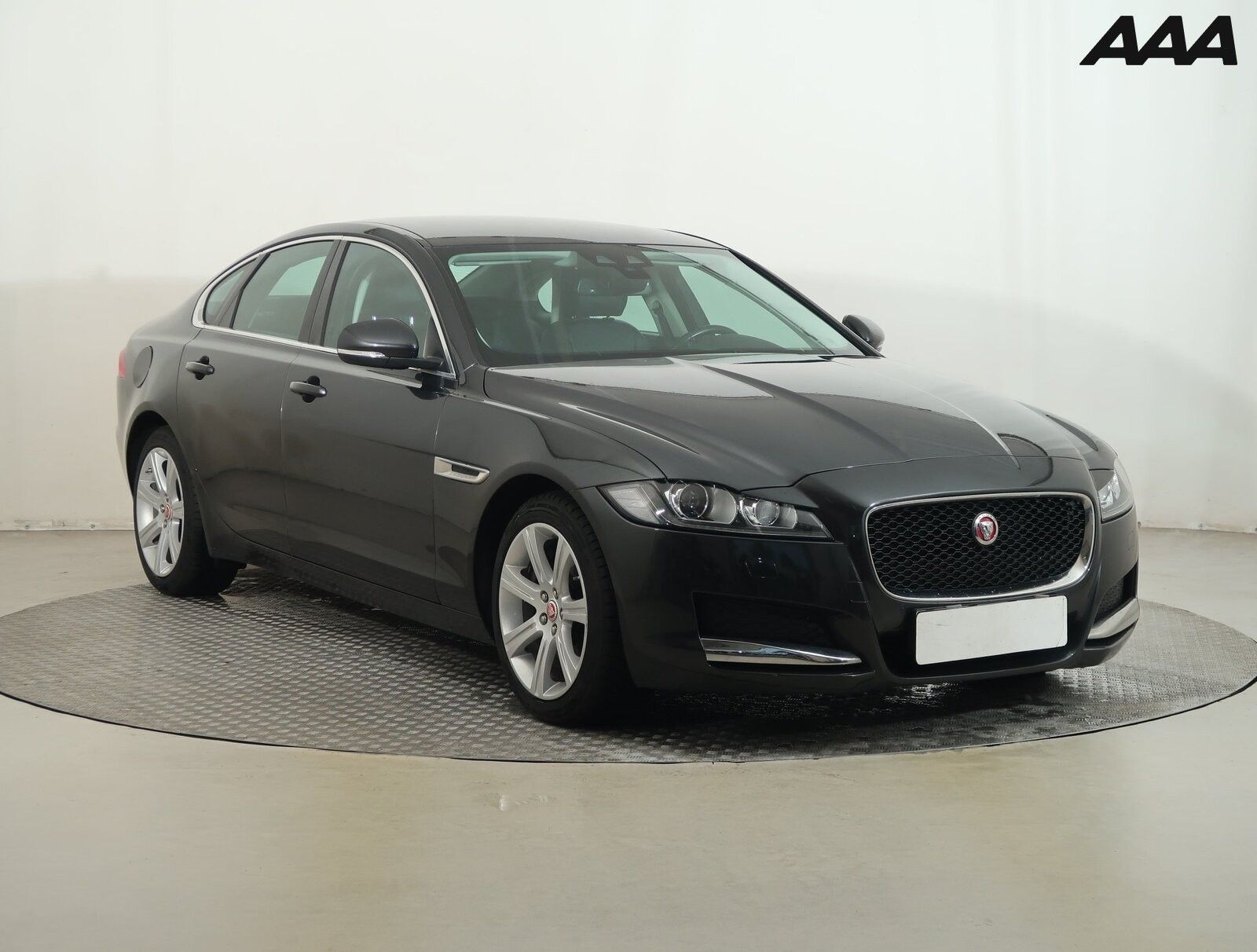 Jaguar XF, E-Performance, Automat, Kůže