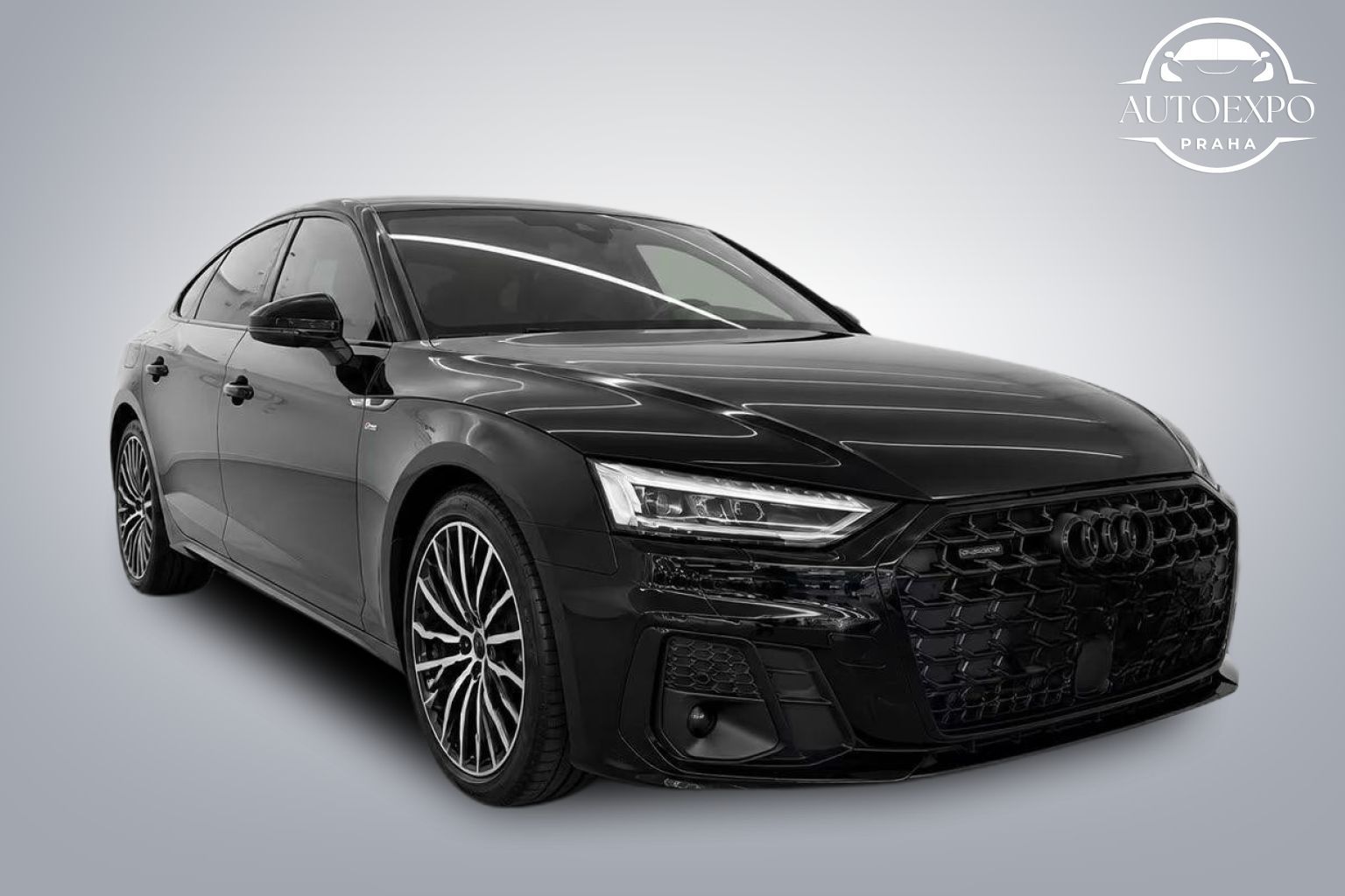 Audi A8, 50 TDI quattro S-LINE * - fotka 2