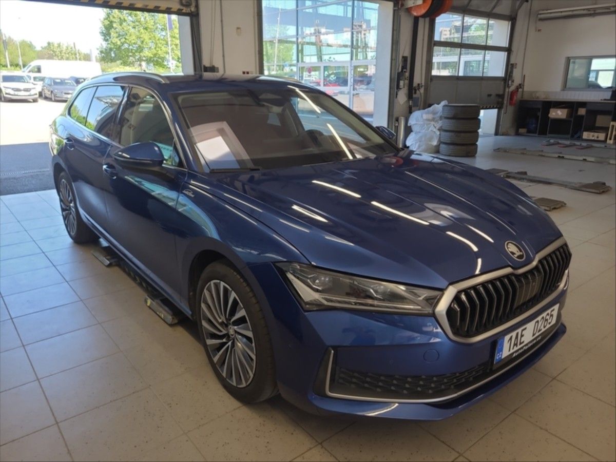 Škoda Superb, 2,0 TDi 4X4 Laurin&Klement DSG - fotka 4