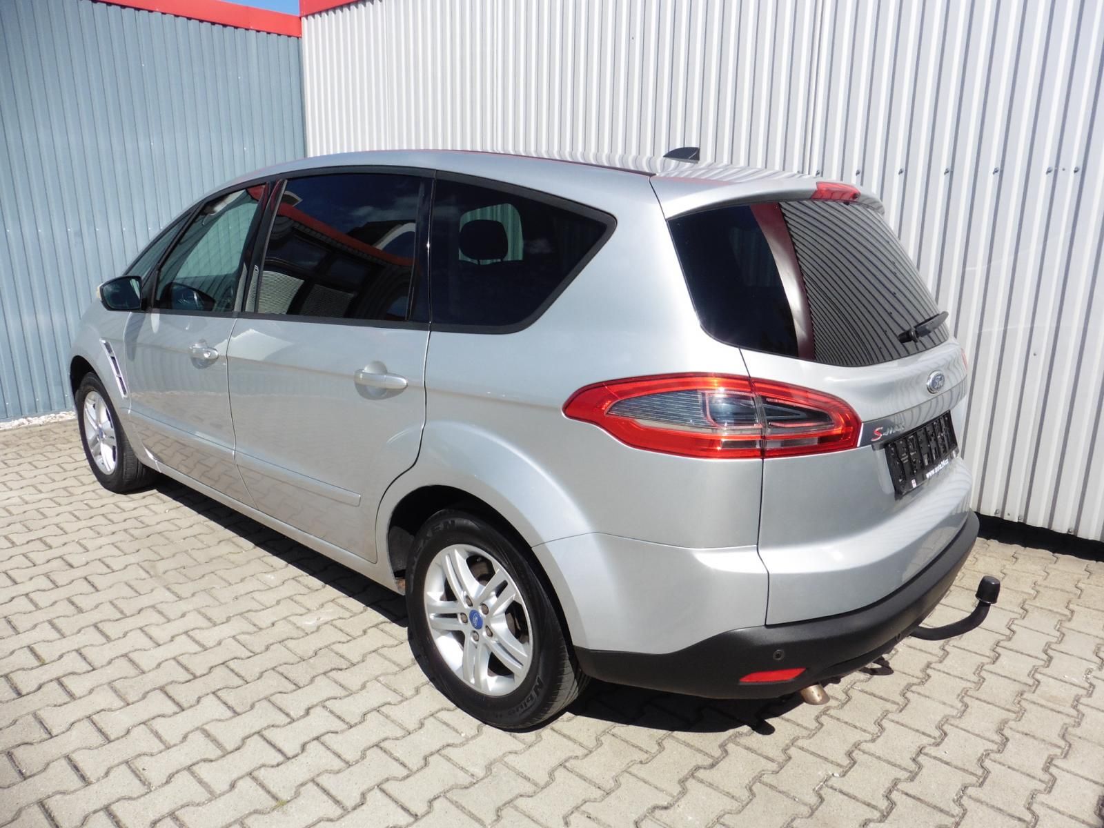 Ford S-MAX, 2,0 TDCi Navi, Panorama - fotka 4