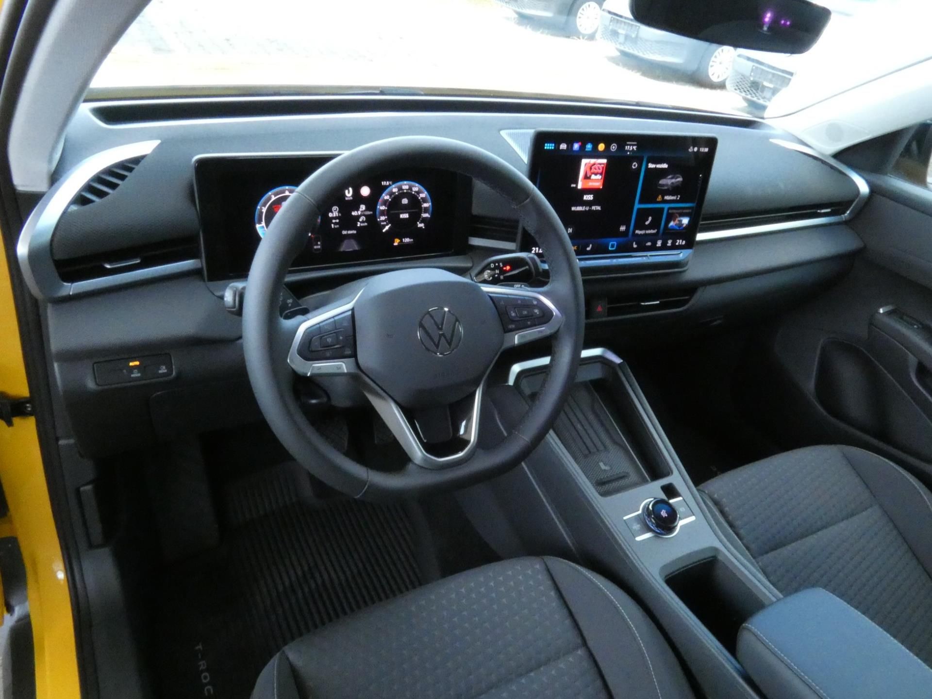Volkswagen T-Roc, Life 1,5 eTSI 85 kW 7DSG - fotka 5
