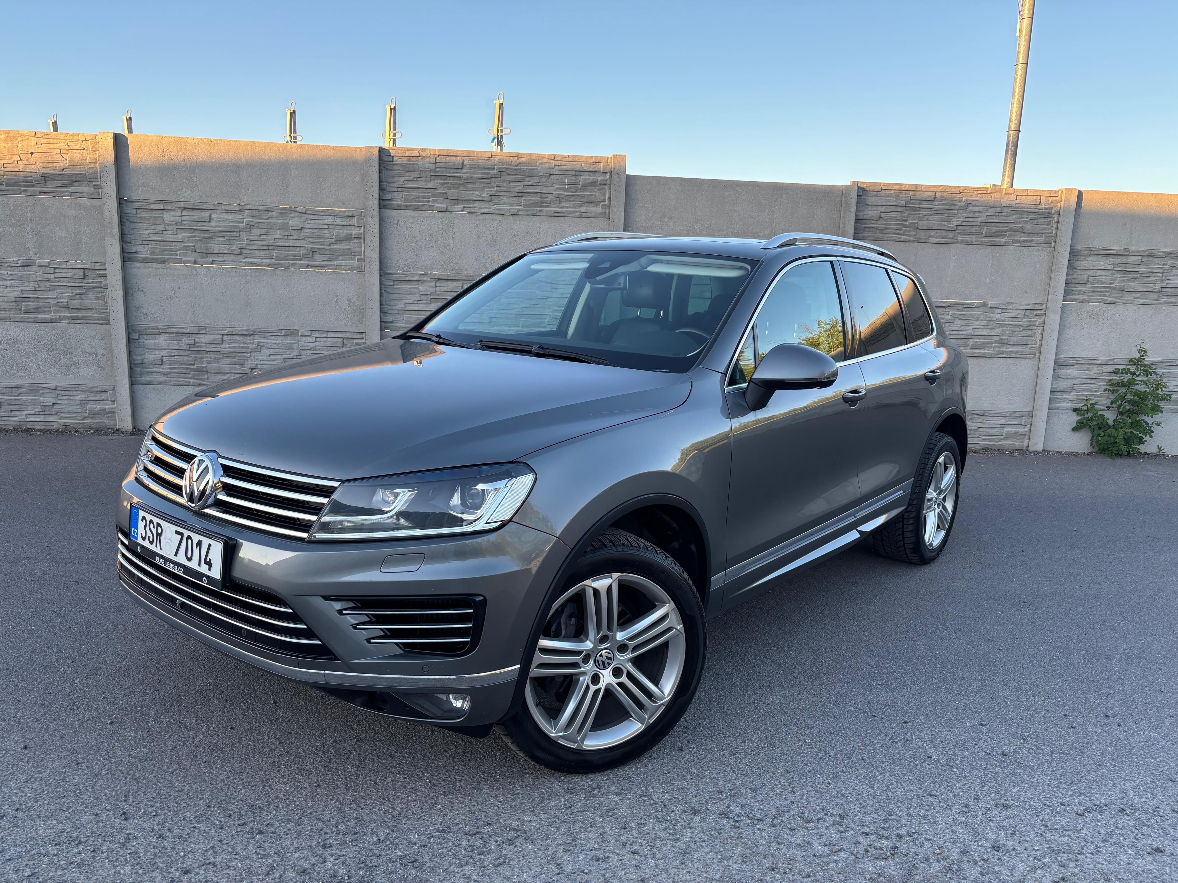 Volkswagen Touareg, R-line 3.0TDI 193KW MĚCHY DPH