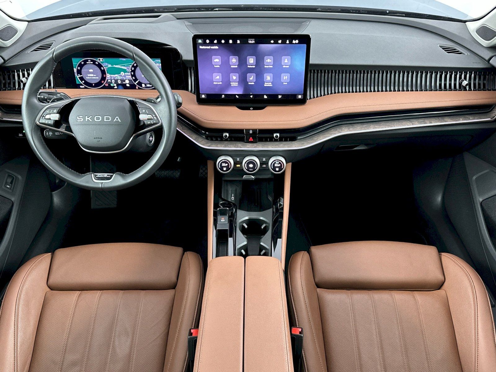 Škoda Superb, Combi DSG 2.0TSI 195kW 4x4 L&K - fotka 5