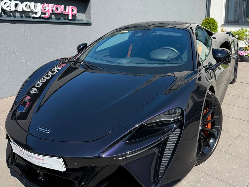 McLaren Artura, MSO 3 letá záruka McLaren DPH