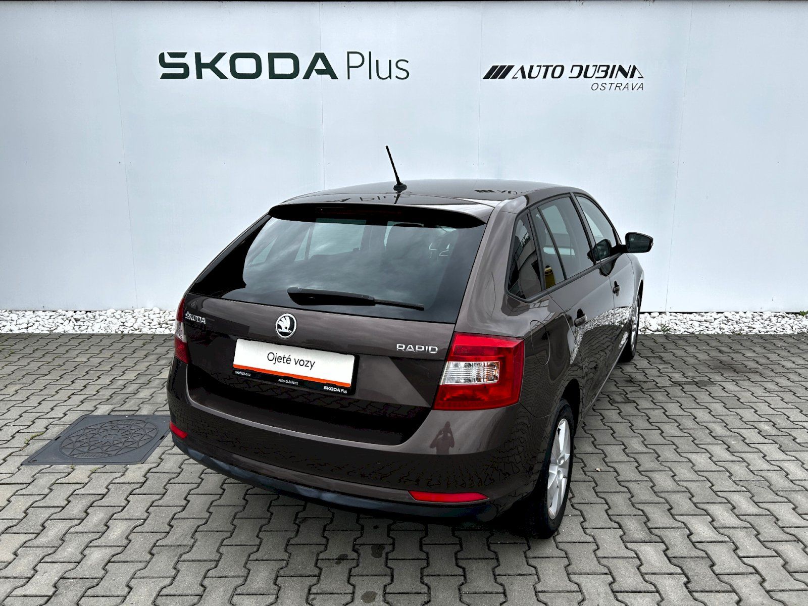 Škoda Rapid, Spaceback 1.2 TSI 81kW MP6 Amb - fotka 2