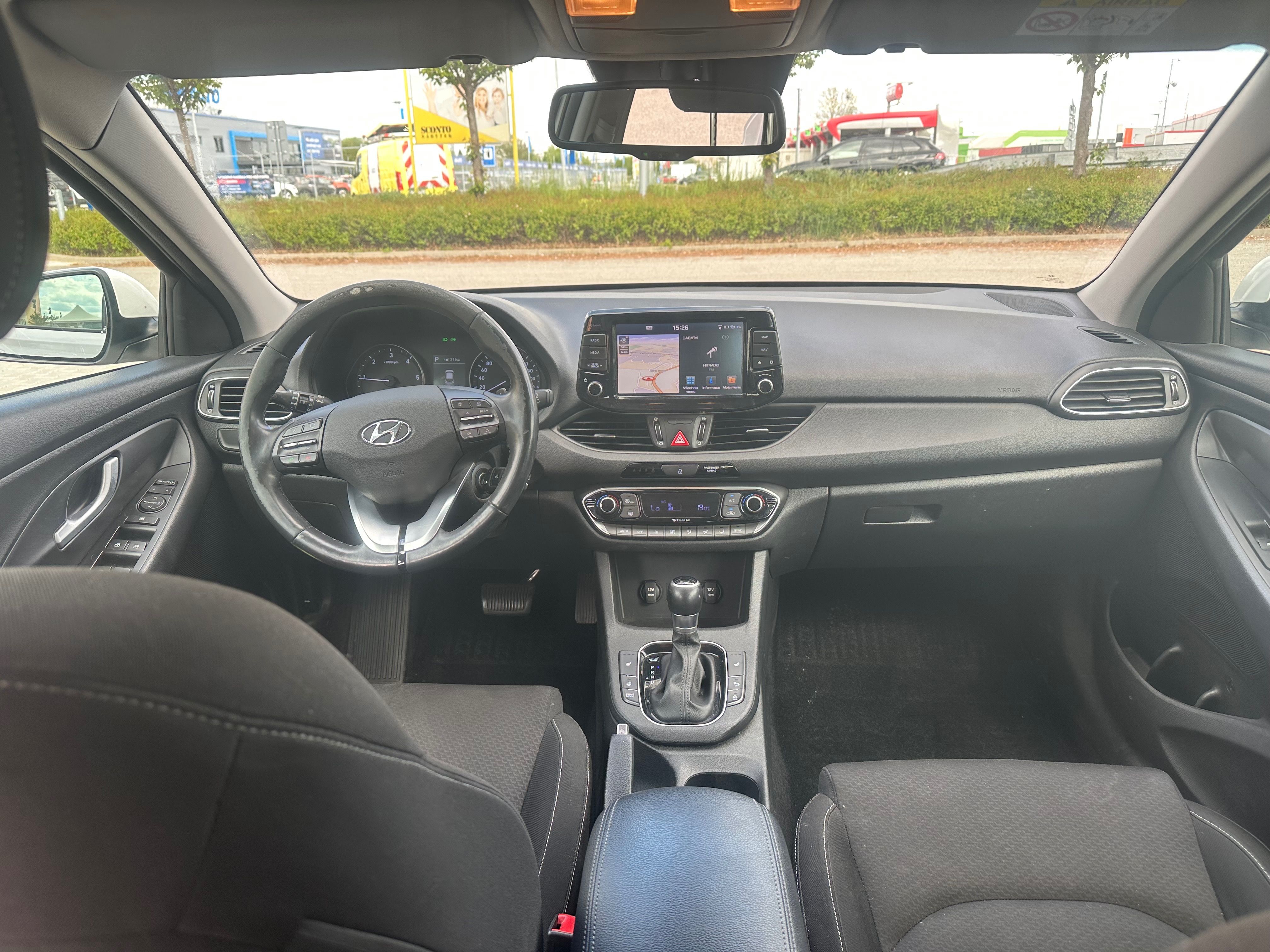 Hyundai i30, 1.6 crdi 81kw - fotka 5