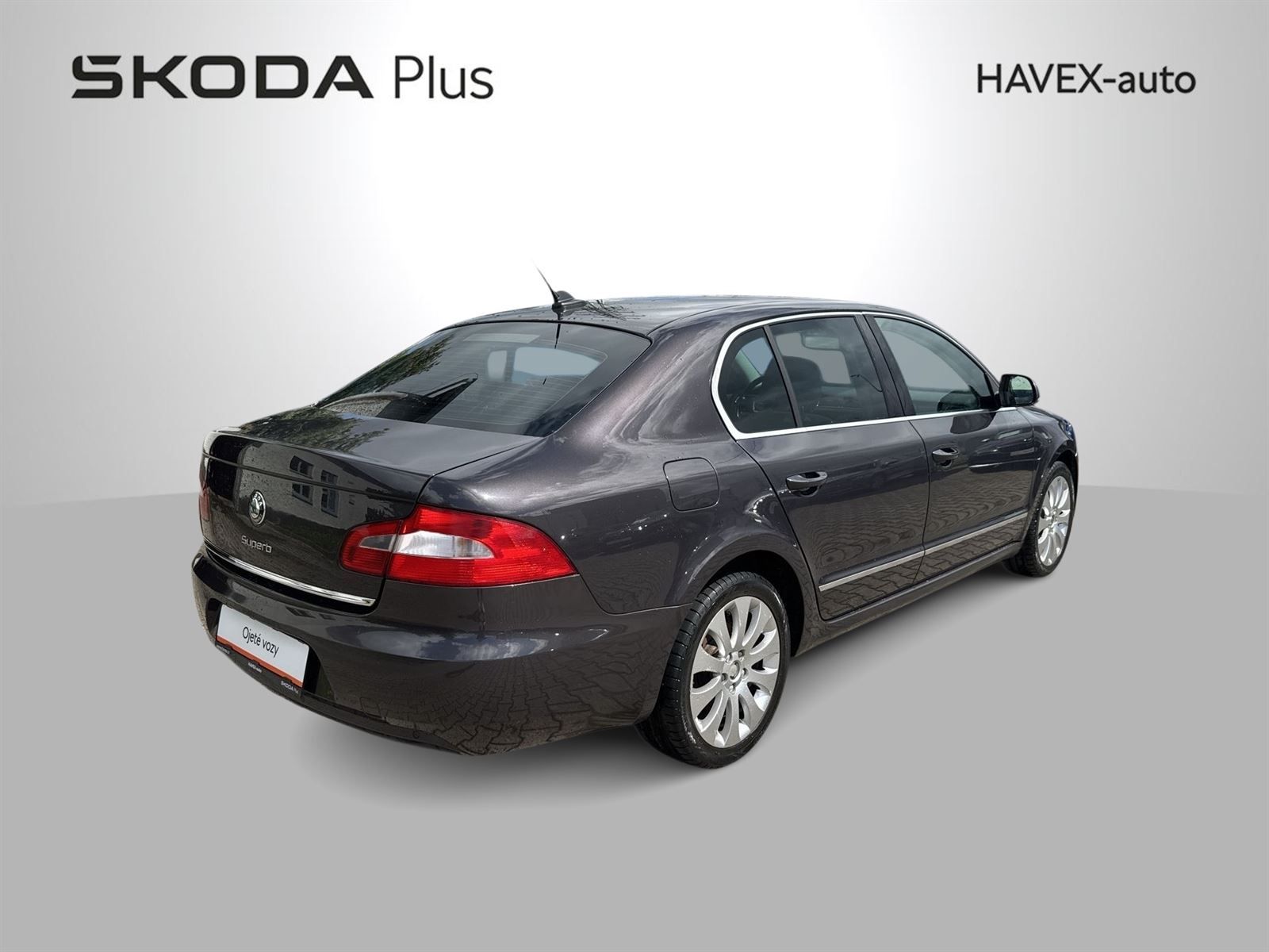 Škoda Superb, 2.0 TDI Ambition - fotka 2