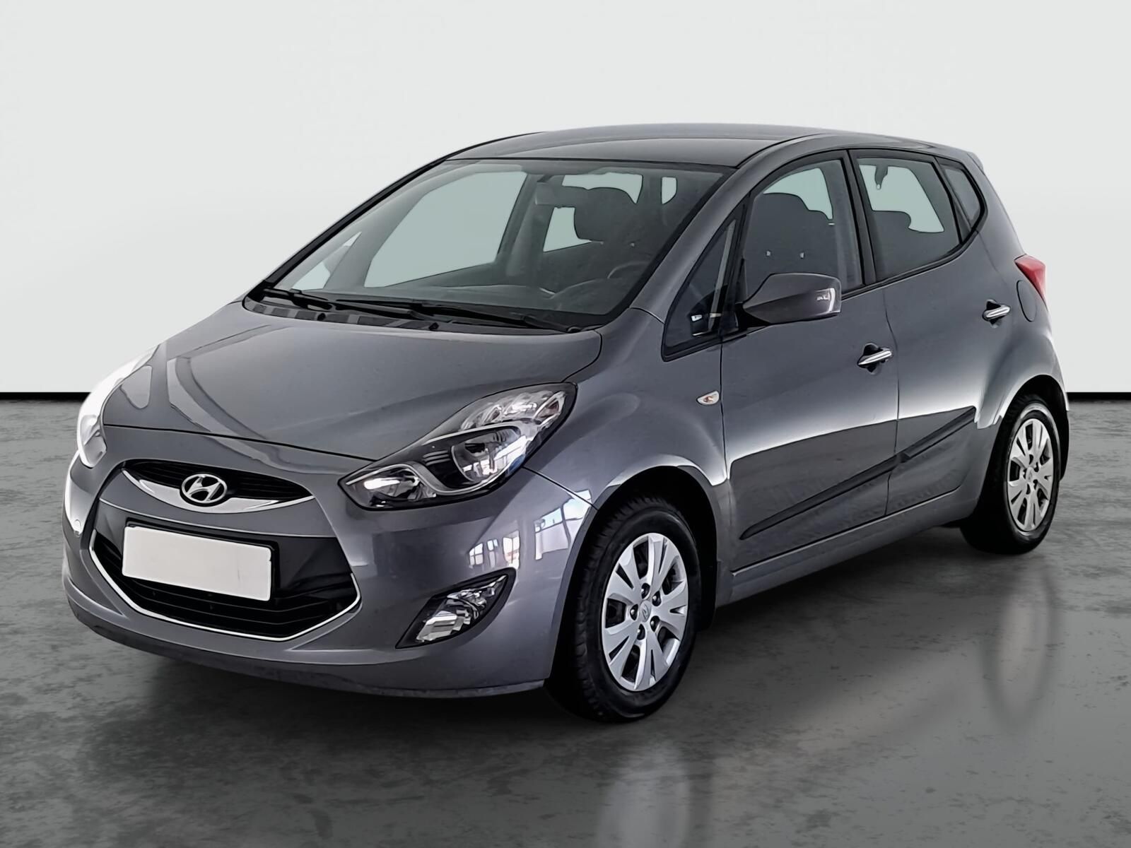Hyundai ix20, 1.4 CVVT, ČR,1.maj - fotka 2