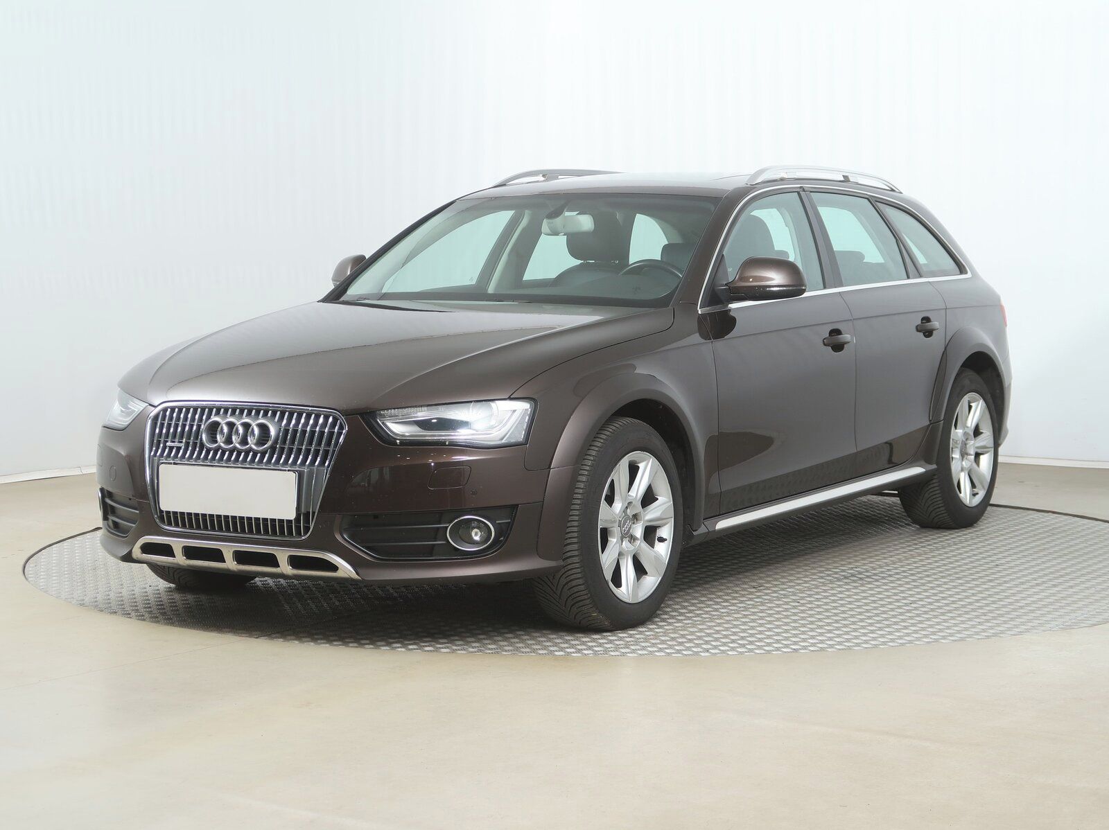 Audi A4 allroad, 2.0 TDI, 4X4, Automat, Kůže - fotka 2