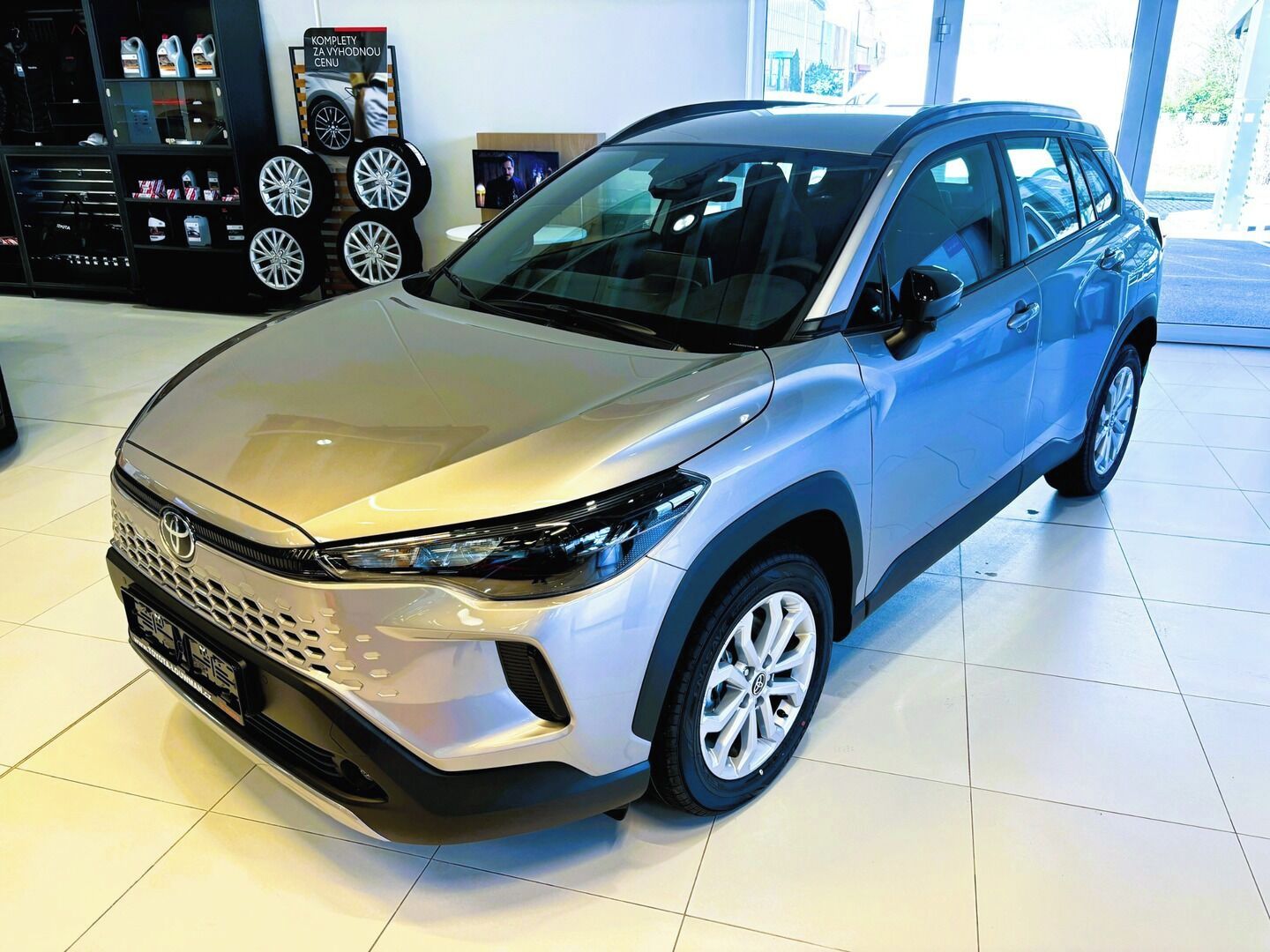 Toyota Corolla Cross, 1,8  Comfort - fotka 3