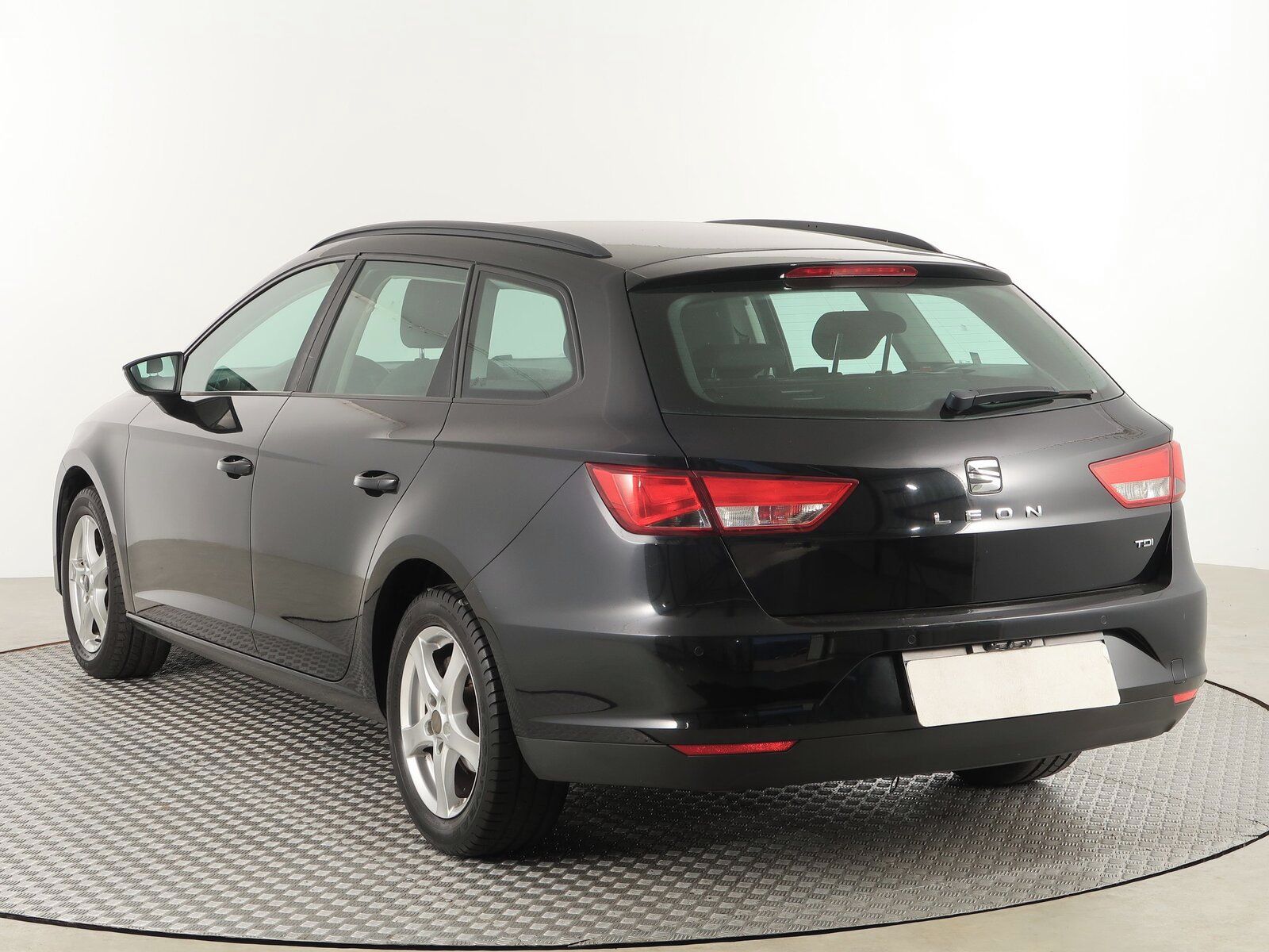 Seat Leon, 1.6 TDI, Navi, Klima, Tempomat - fotka 4