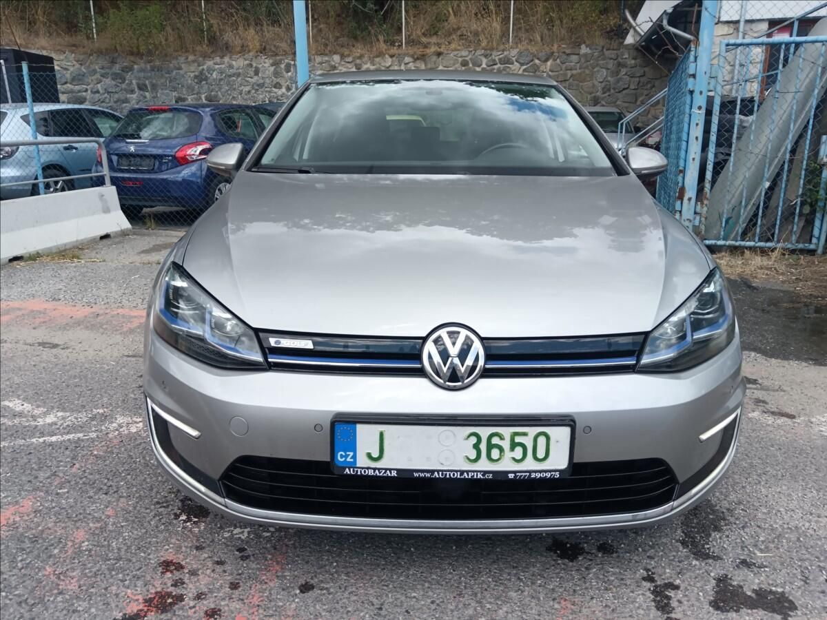 Volkswagen e-Golf, 0,0 VII  electric drive - fotka 2