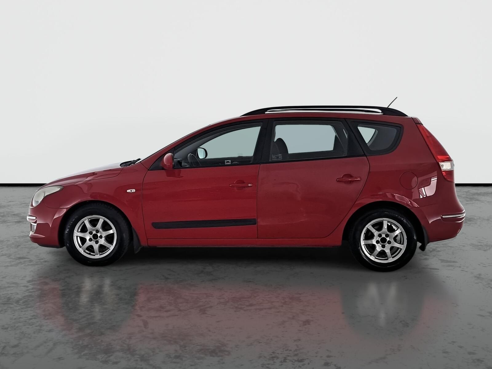 Hyundai i30, 1.6 CRDi, Comfort - fotka 3