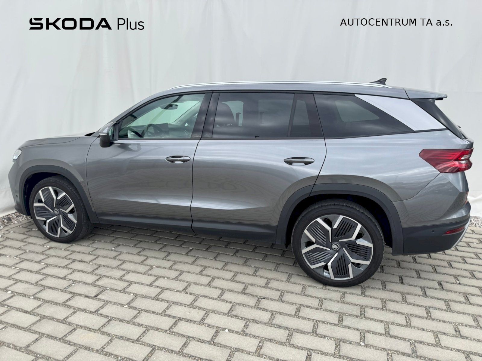 Škoda Kodiaq, Excl. Selection 142kW 4x4 - fotka 3