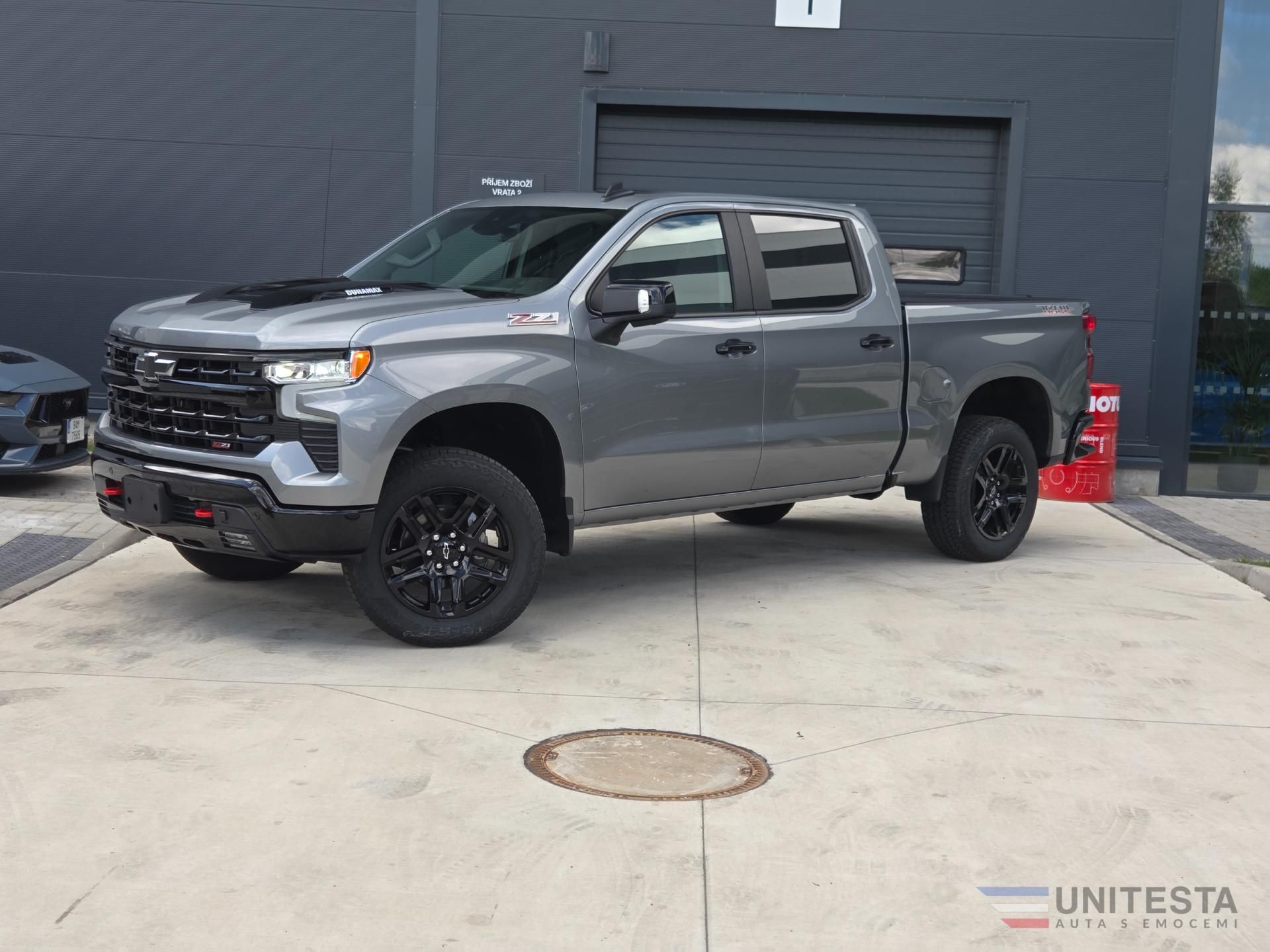 Chevrolet Silverado, Chevrolet Silverado Trail Boss