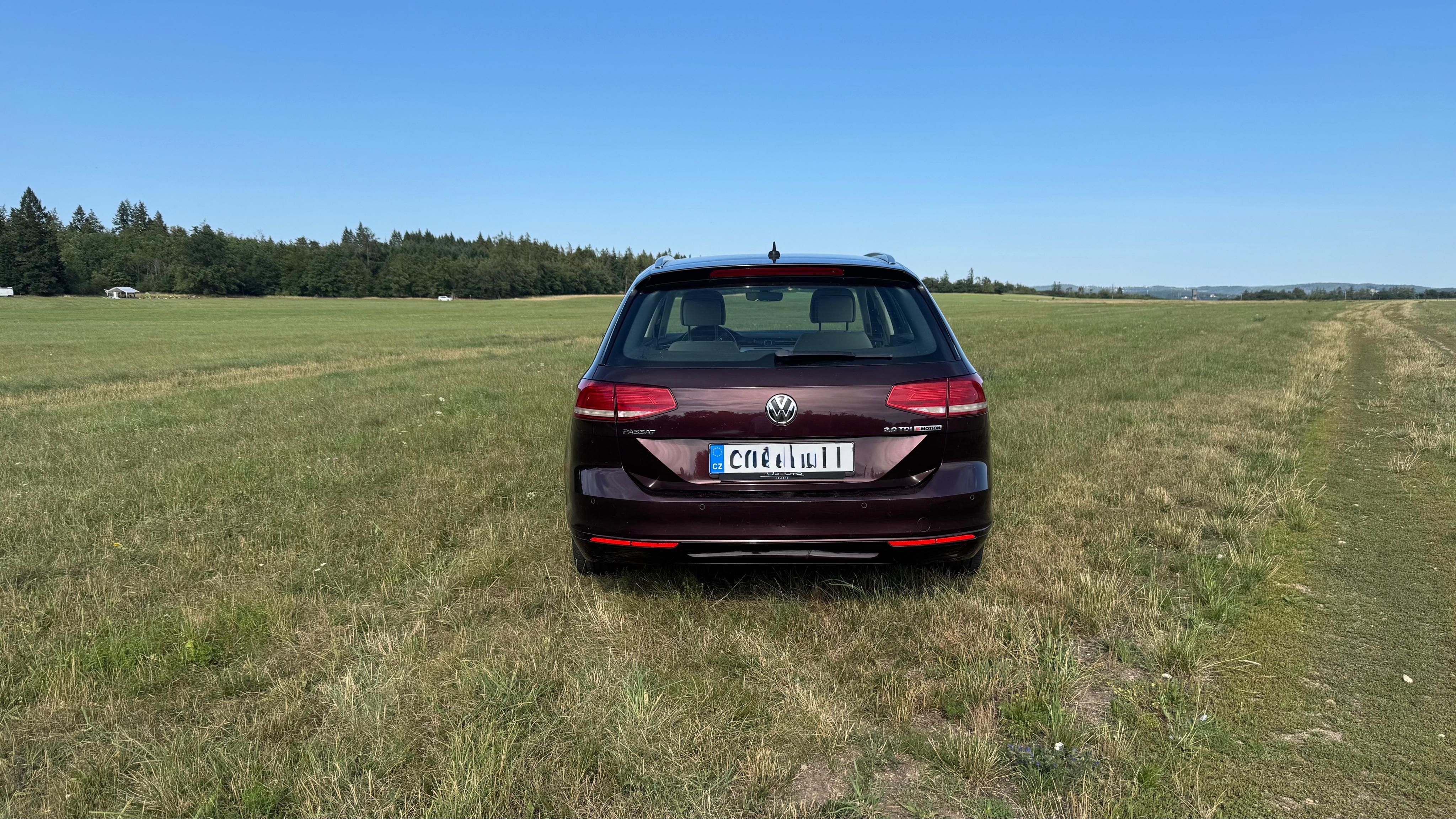 Volkswagen Passat, VW Passat B8 2.0TDi 4Motion - fotka 4
