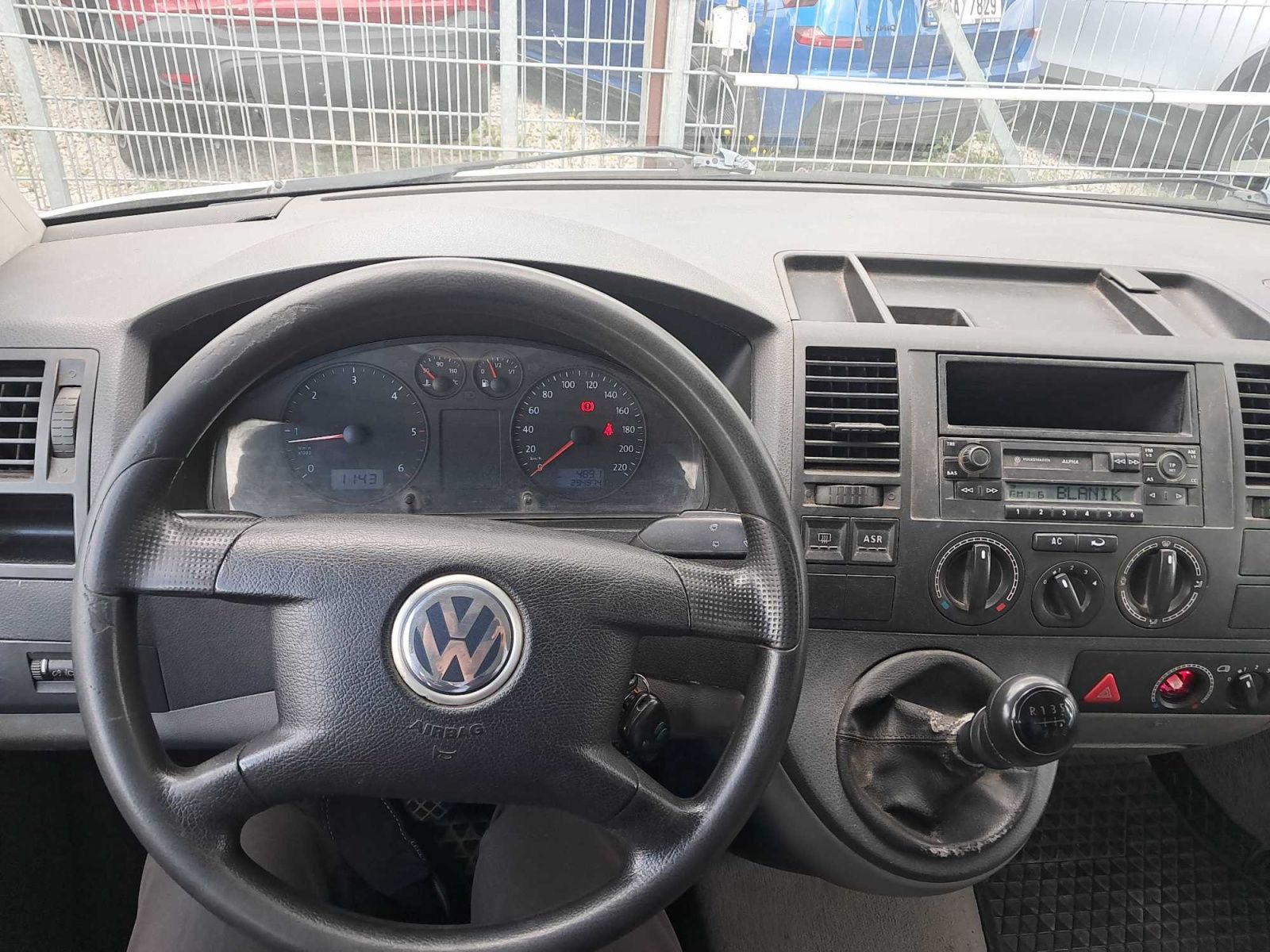 Volkswagen Transporter, 2.5 TDI, Bus, 9Míst, Klima - fotka 3