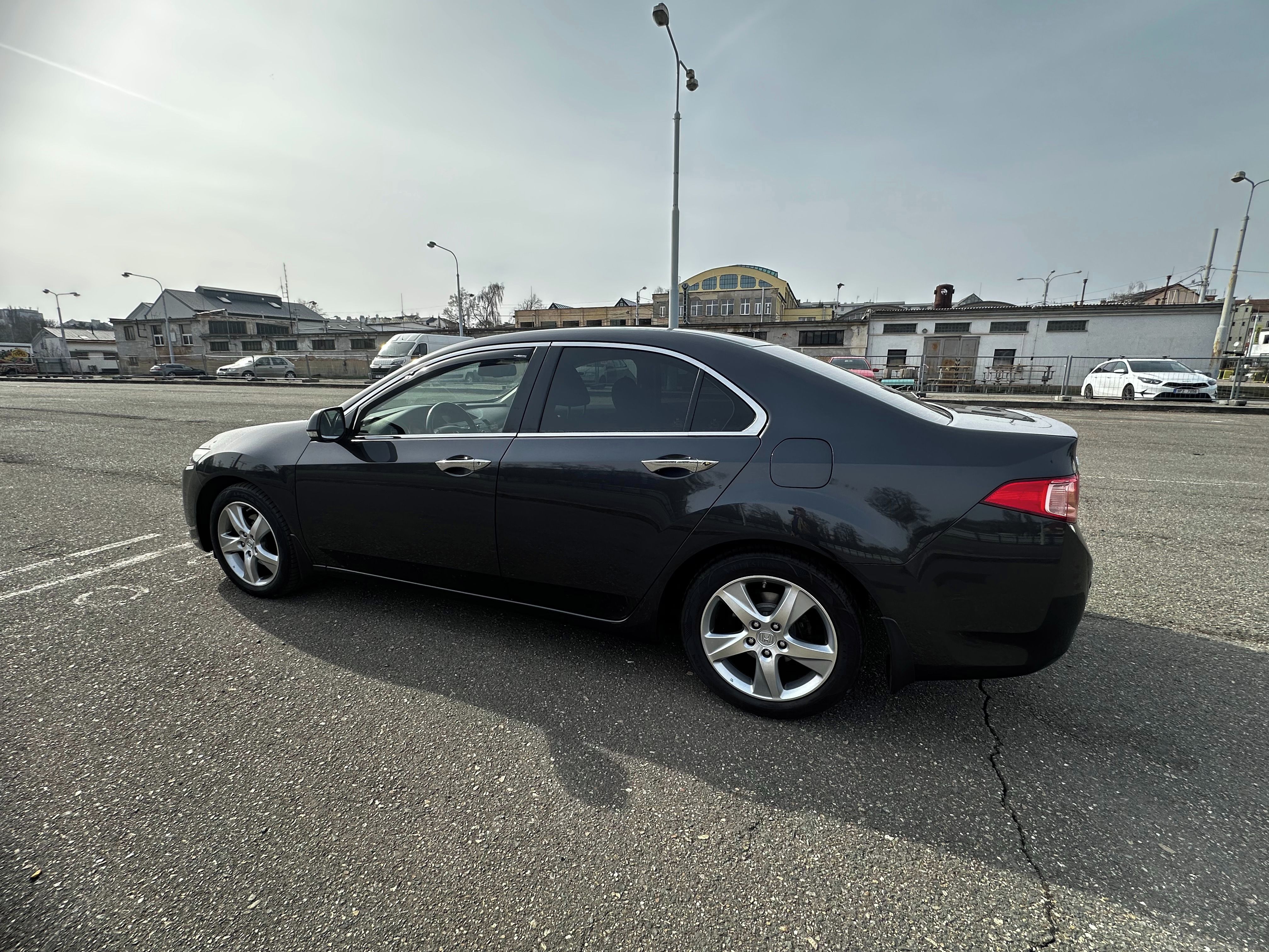 Honda Accord - fotka 5