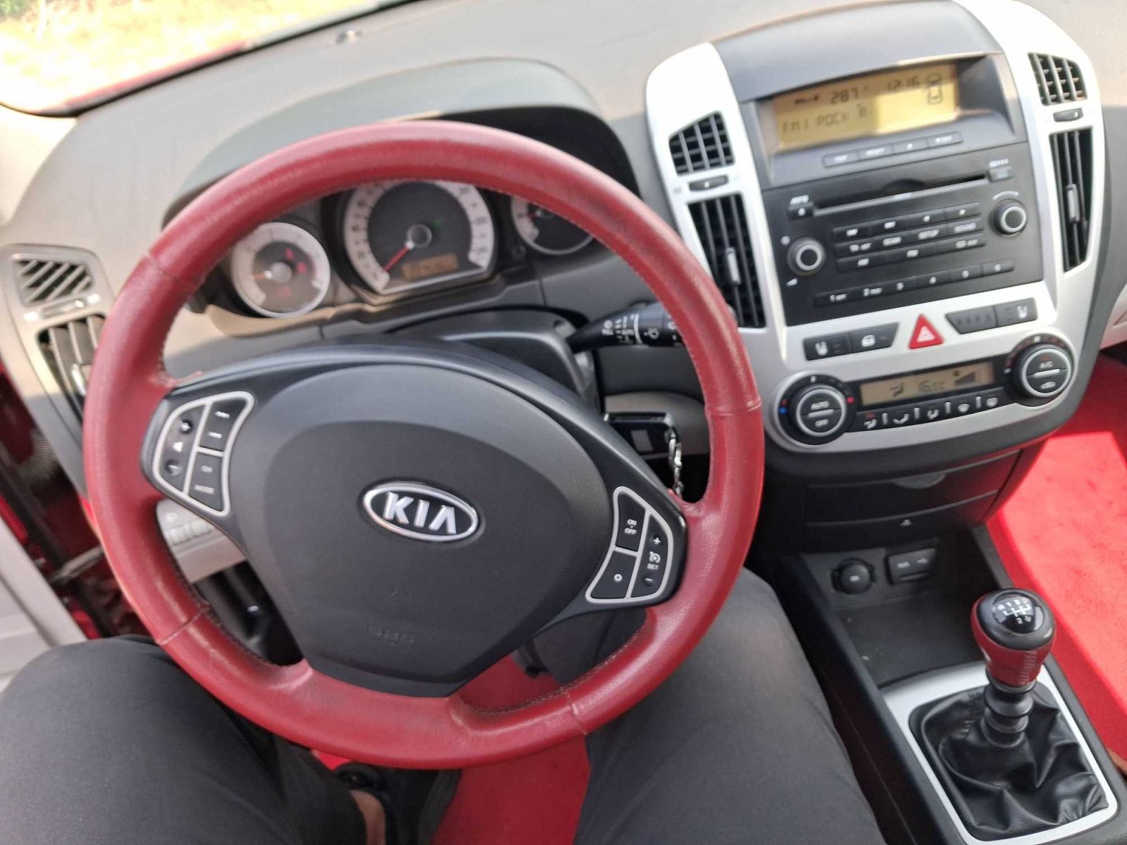 Kia Cee´d, 1.6 CRDi, po STK - fotka 3