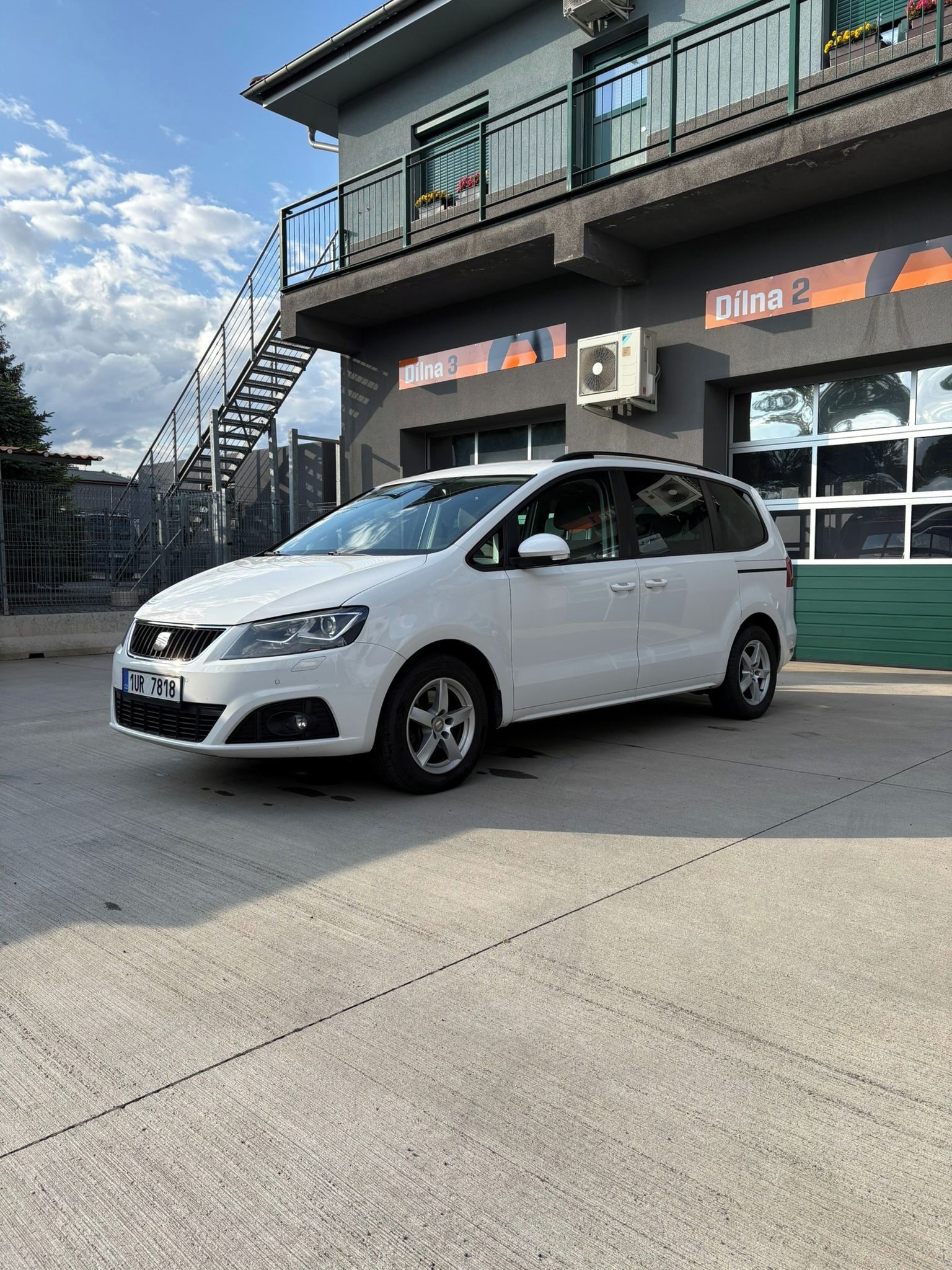 Seat Alhambra, 2.0 TDI 103 kW, 7 míst, manual