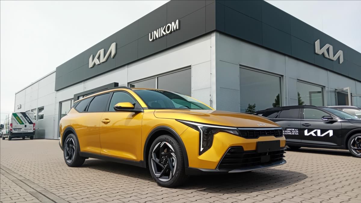 Kia K4, 1,6 T-GDi SW 7DCT EXCLUSIVE 11 - fotka 2
