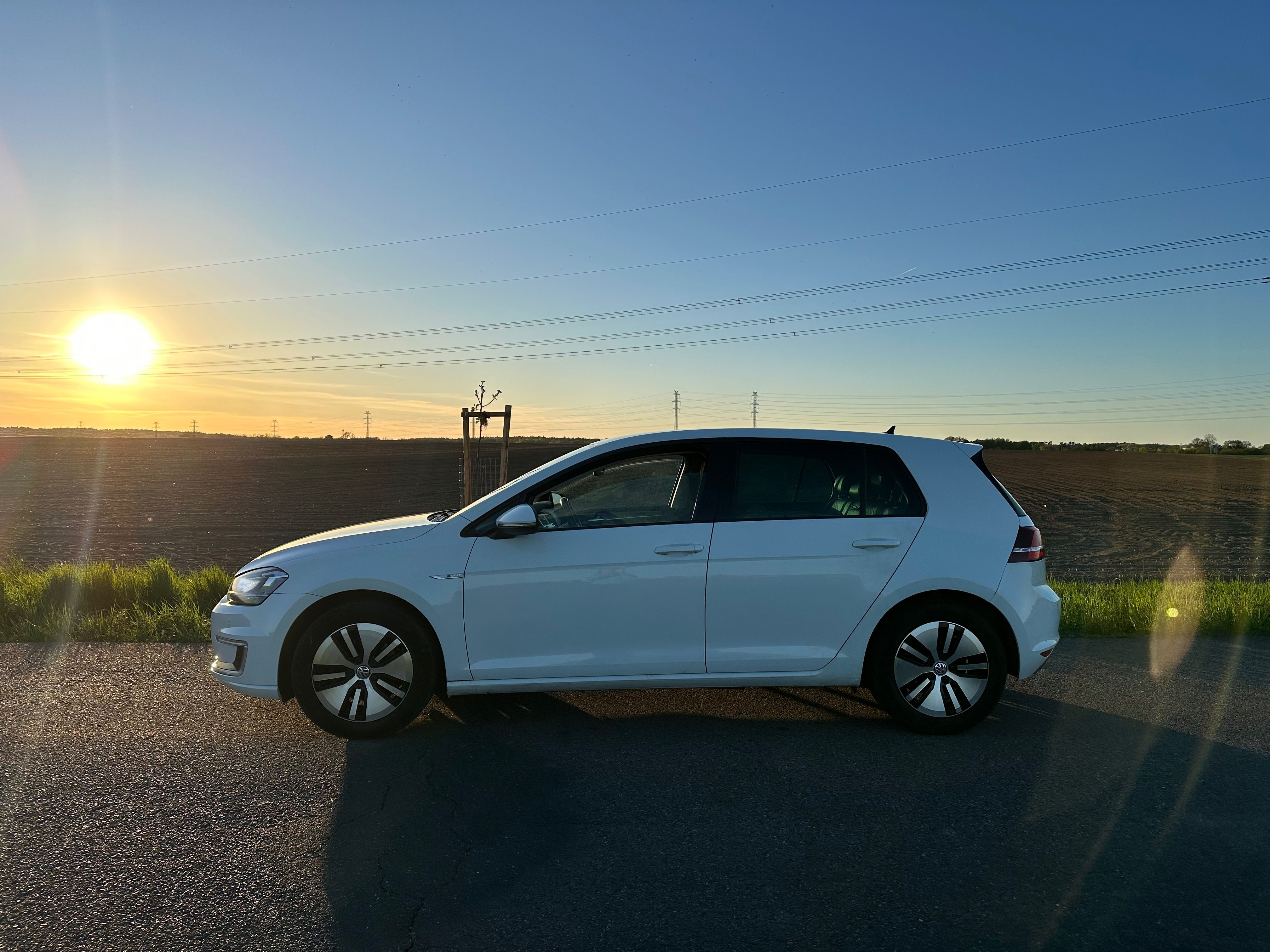 Volkswagen e-Golf, 24 kWh, 85 kW - fotka 4