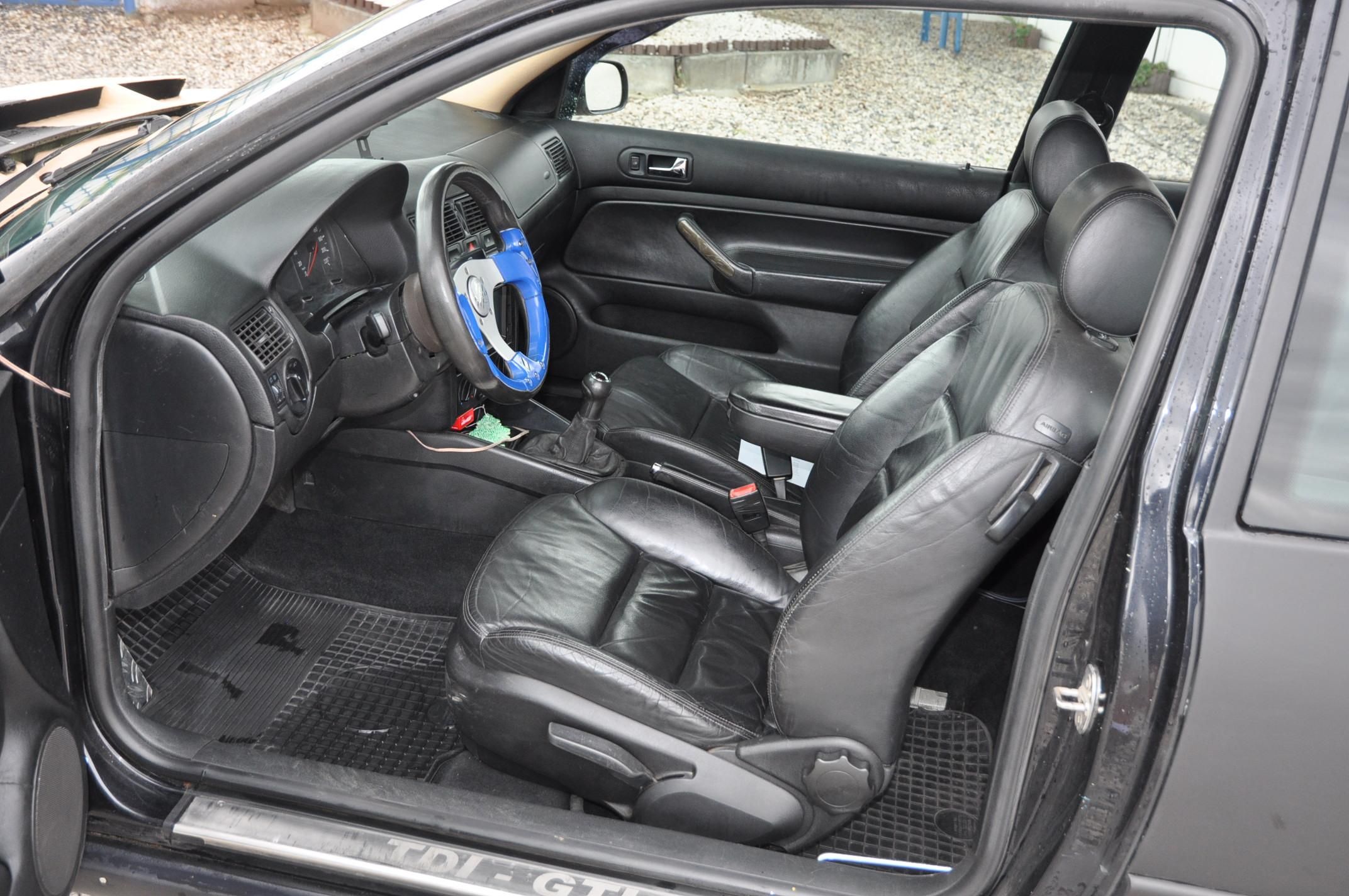 Volkswagen Golf, IV 1.9TDi 66kW 3dv. - fotka 5
