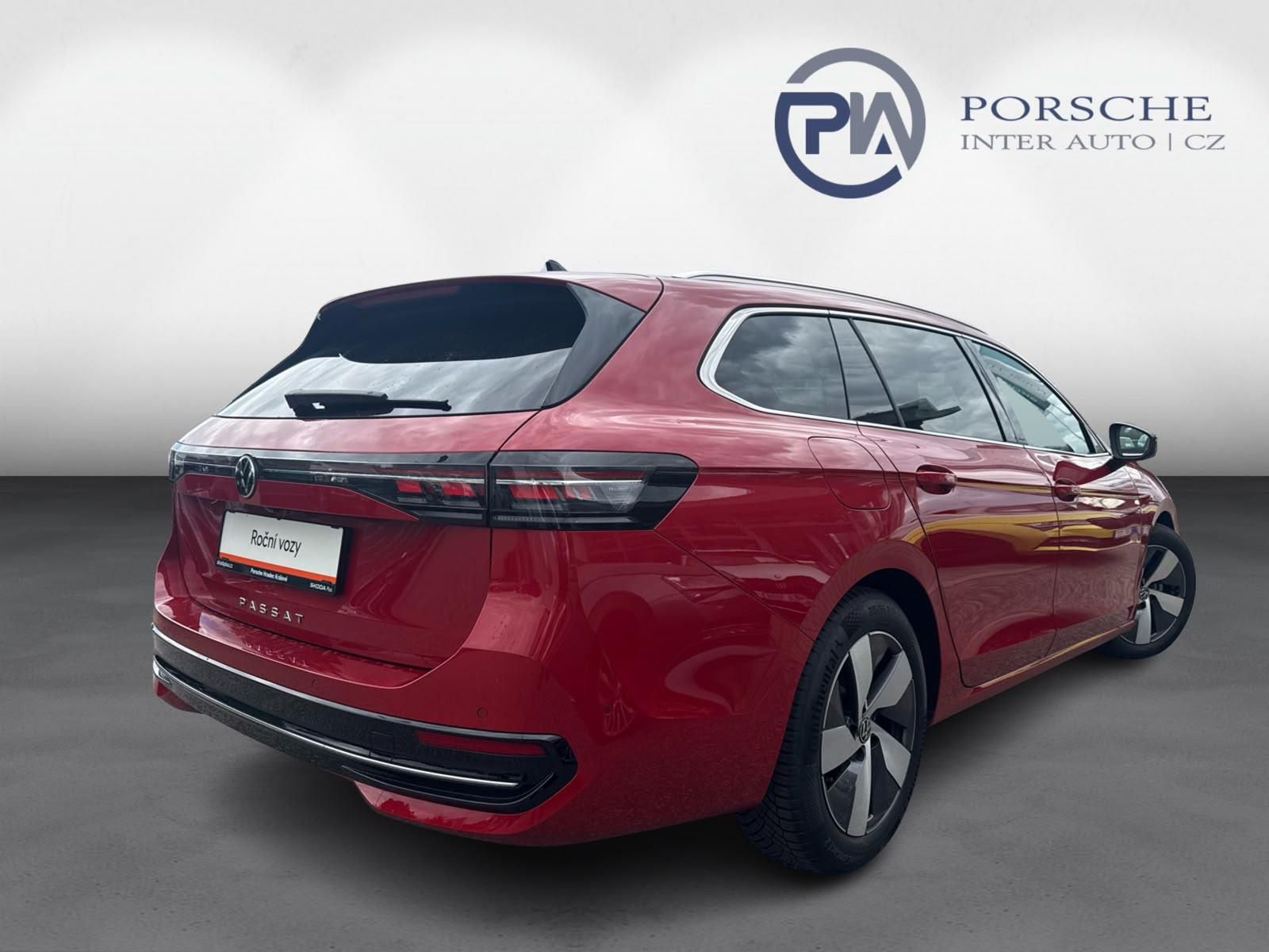 Volkswagen Passat, Elegance 2.0 TDI 110 kW DSG Va - fotka 2