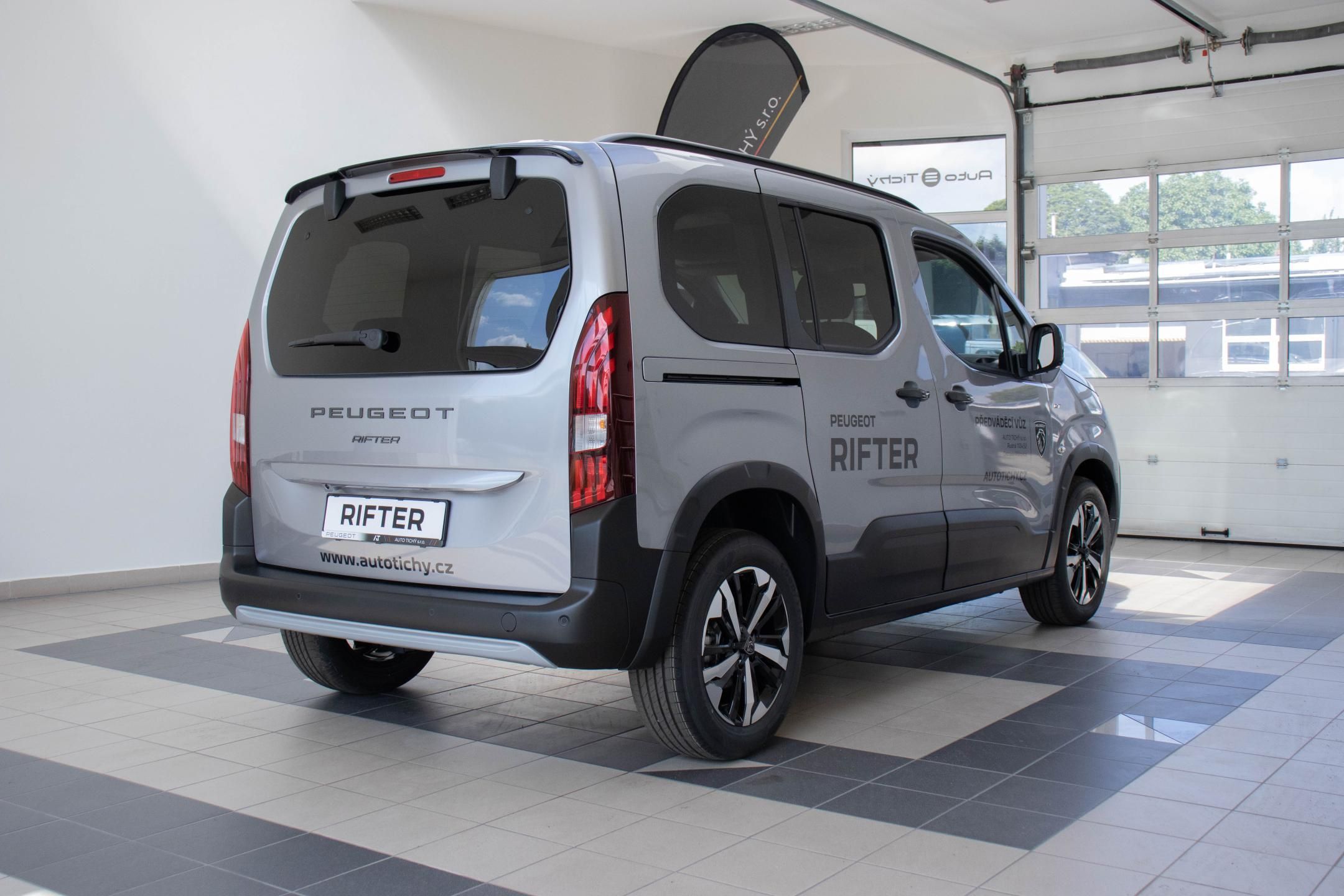 Peugeot Rifter, GT BlueHDi 130 EAT8 - fotka 6