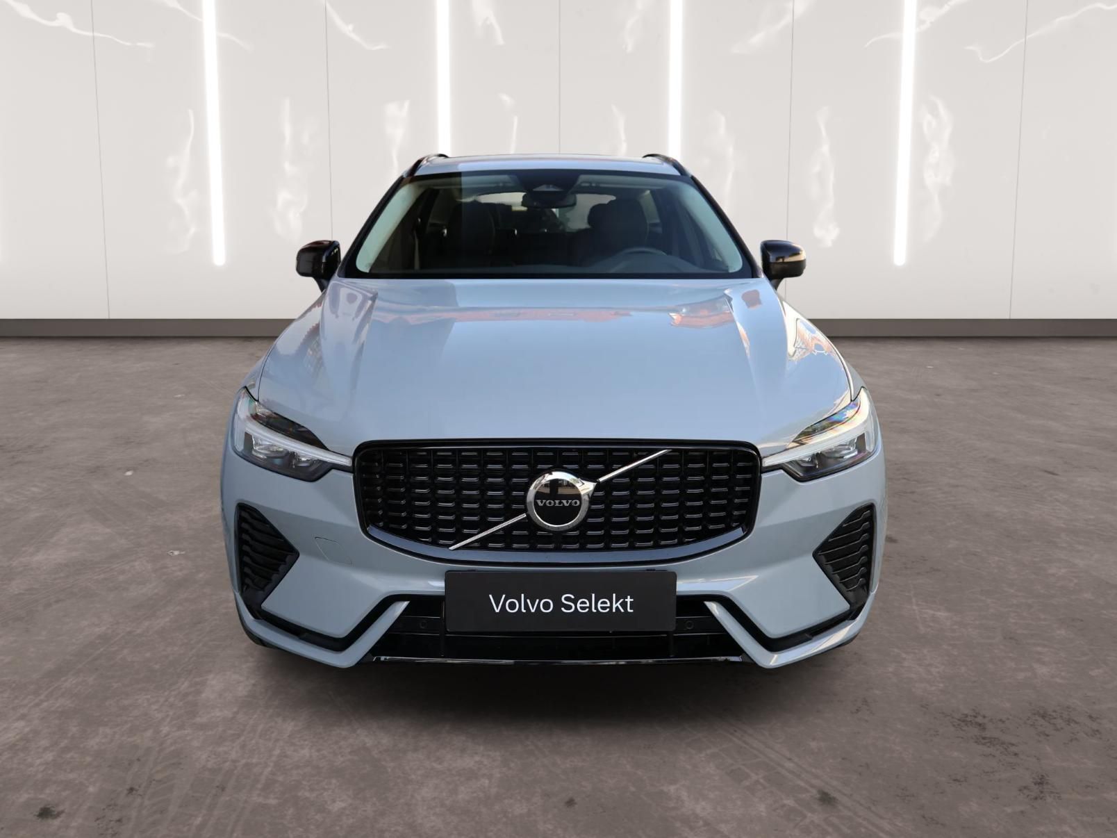 Volvo XC60, Plus, B5 AWD Mild hybrid - fotka 6