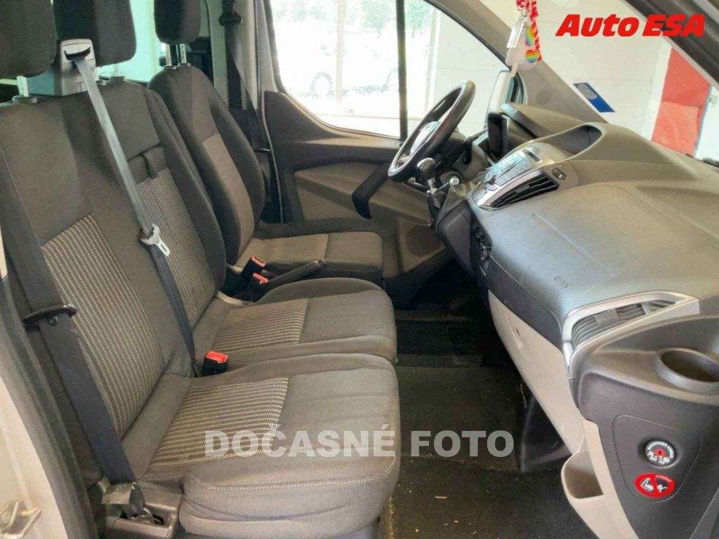Ford Tourneo Custom, 2.2TDCi L2 9míst,Trend - fotka 3
