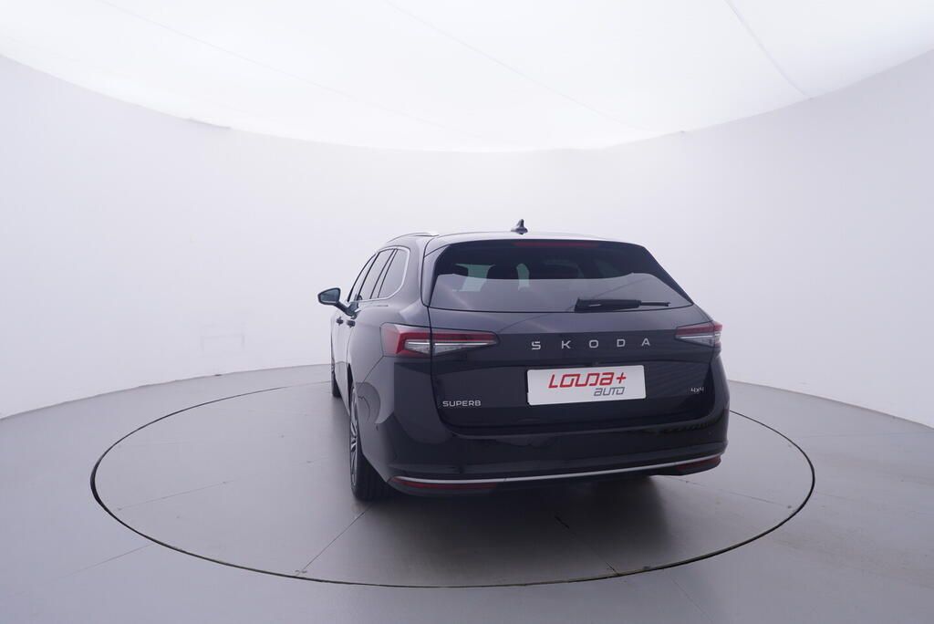 Škoda Superb, L&K 2.0 TDI 142 kW - fotka 4