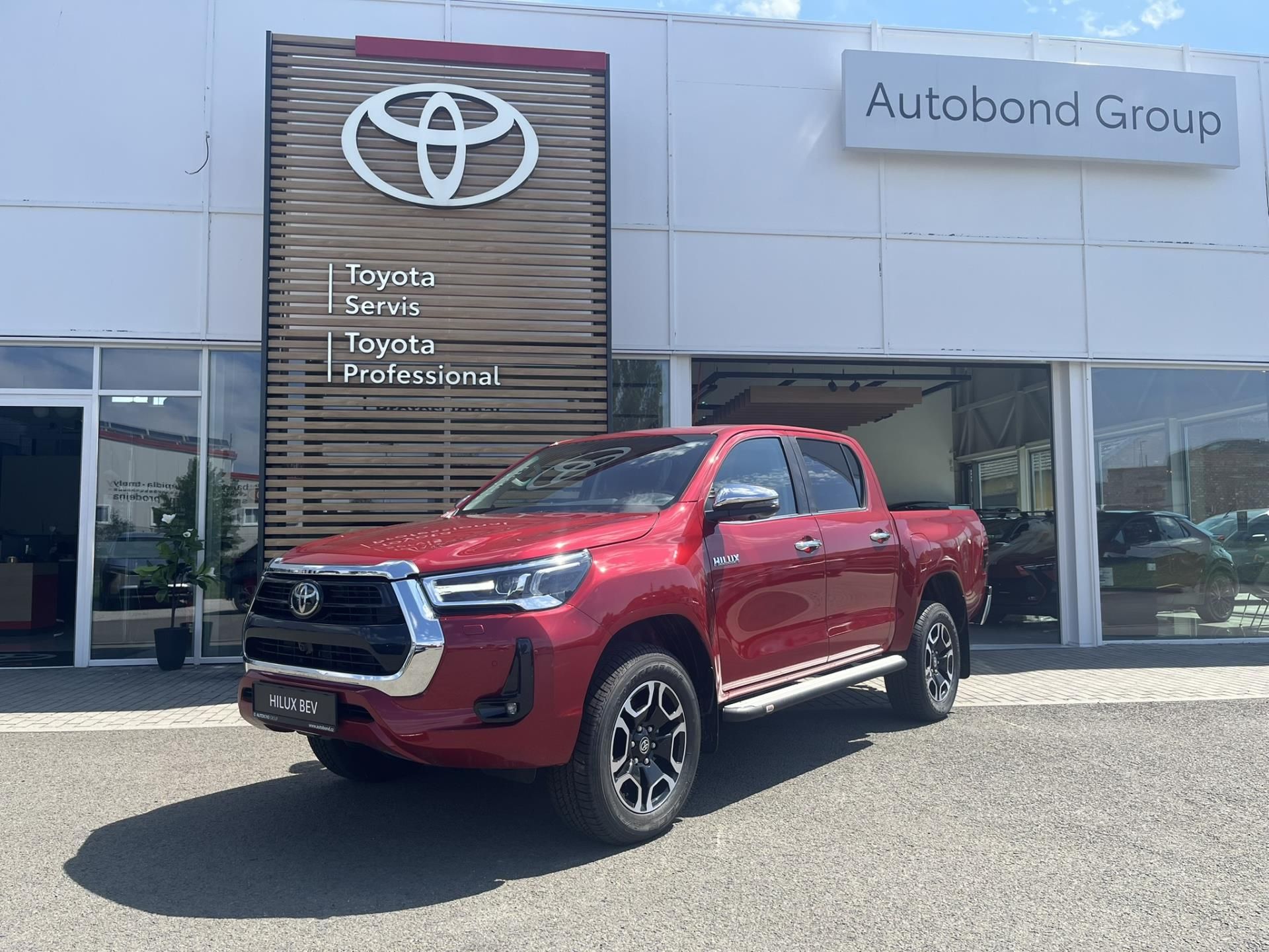 Toyota Hilux, 2,8 204k 6AT Executive