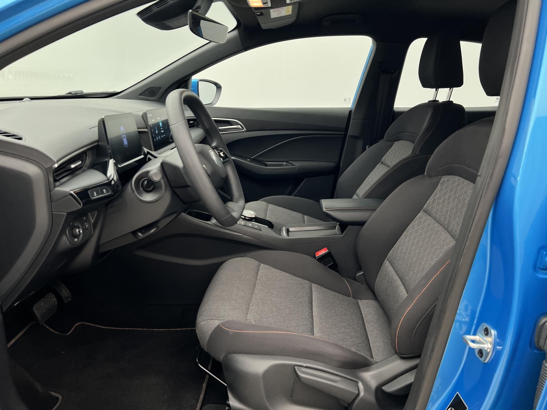 MG MG3, 1.5 EMOTION Hybrid+ AUT CZ - fotka 3