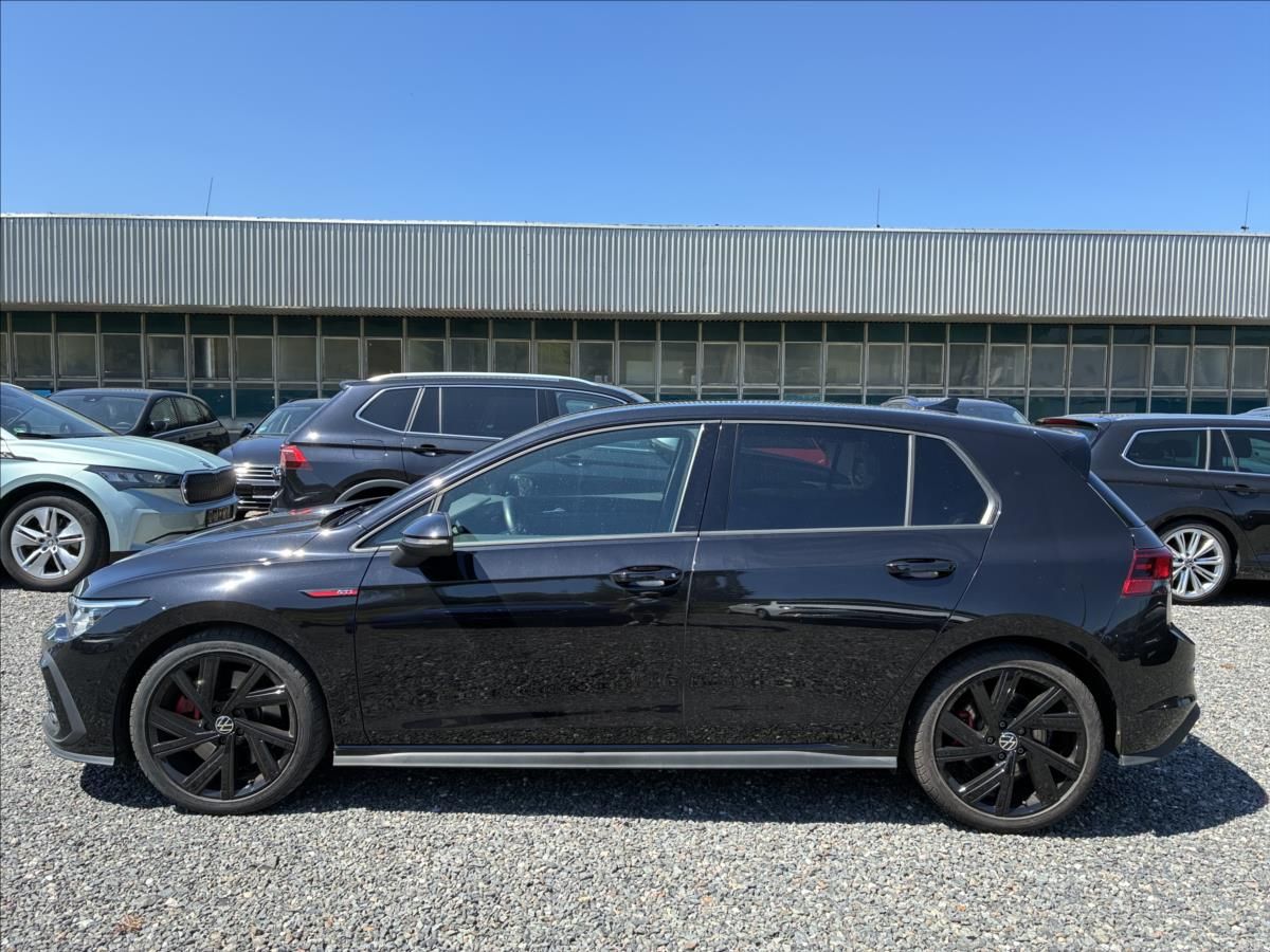 Volkswagen Golf, 2,0 TSI 180 KW GTI - fotka 4