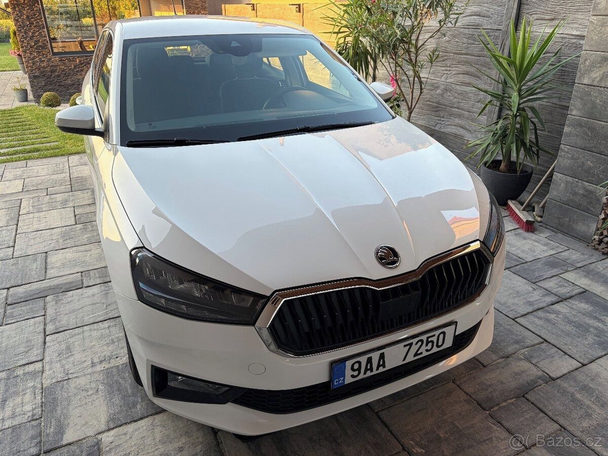 Škoda Fabia, 1 MAJITEL  SERVISNI KNIHA