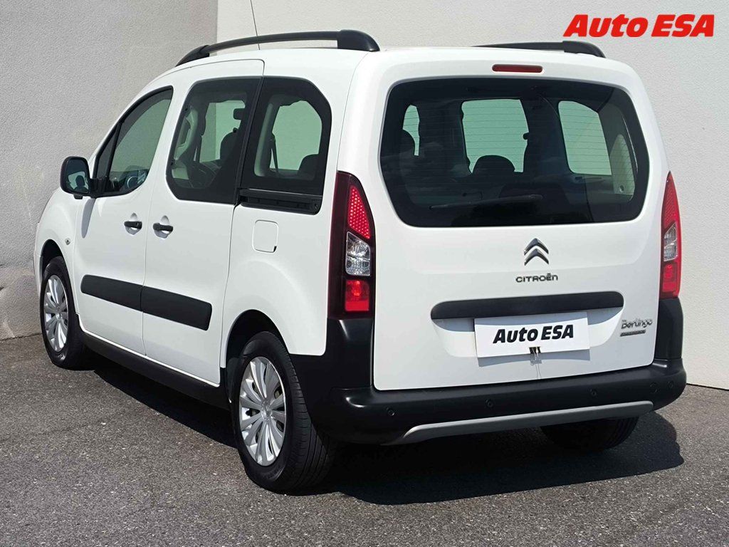 Citroën Berlingo, 1.6HDi,ČR,XTR,autoAC - fotka 6