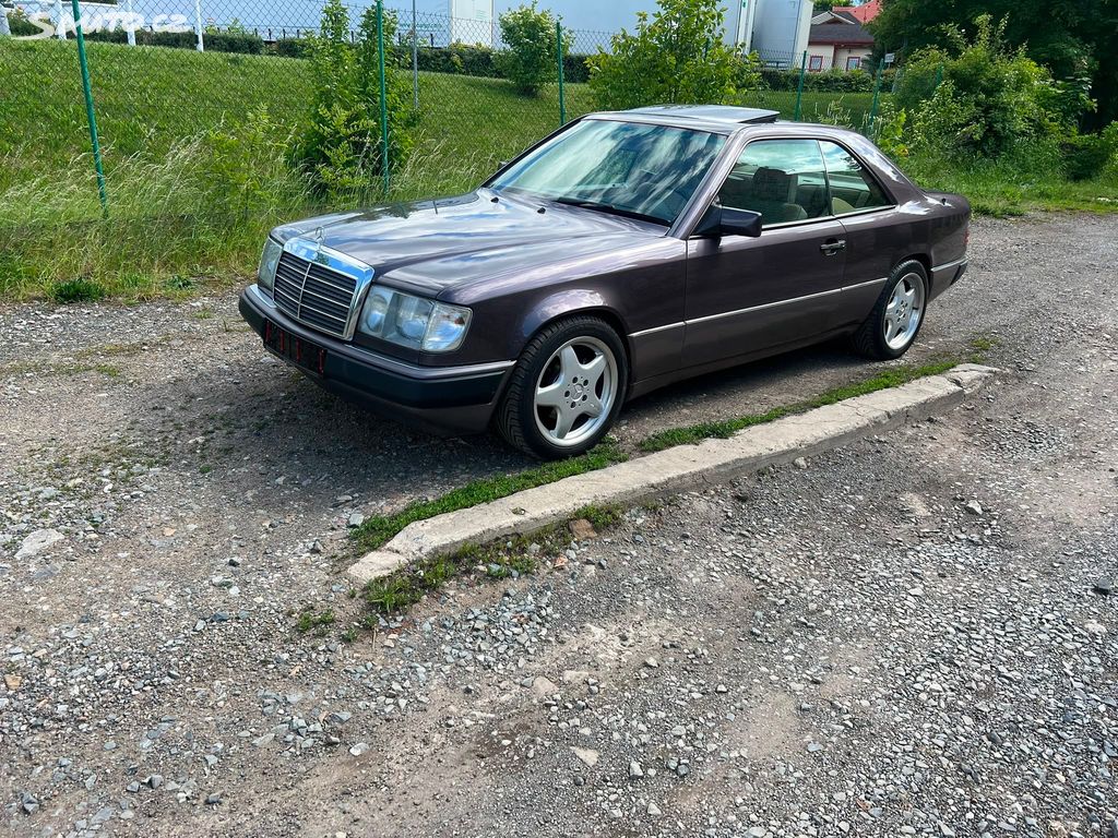 Mercedes-Benz Třídy C, 300CE