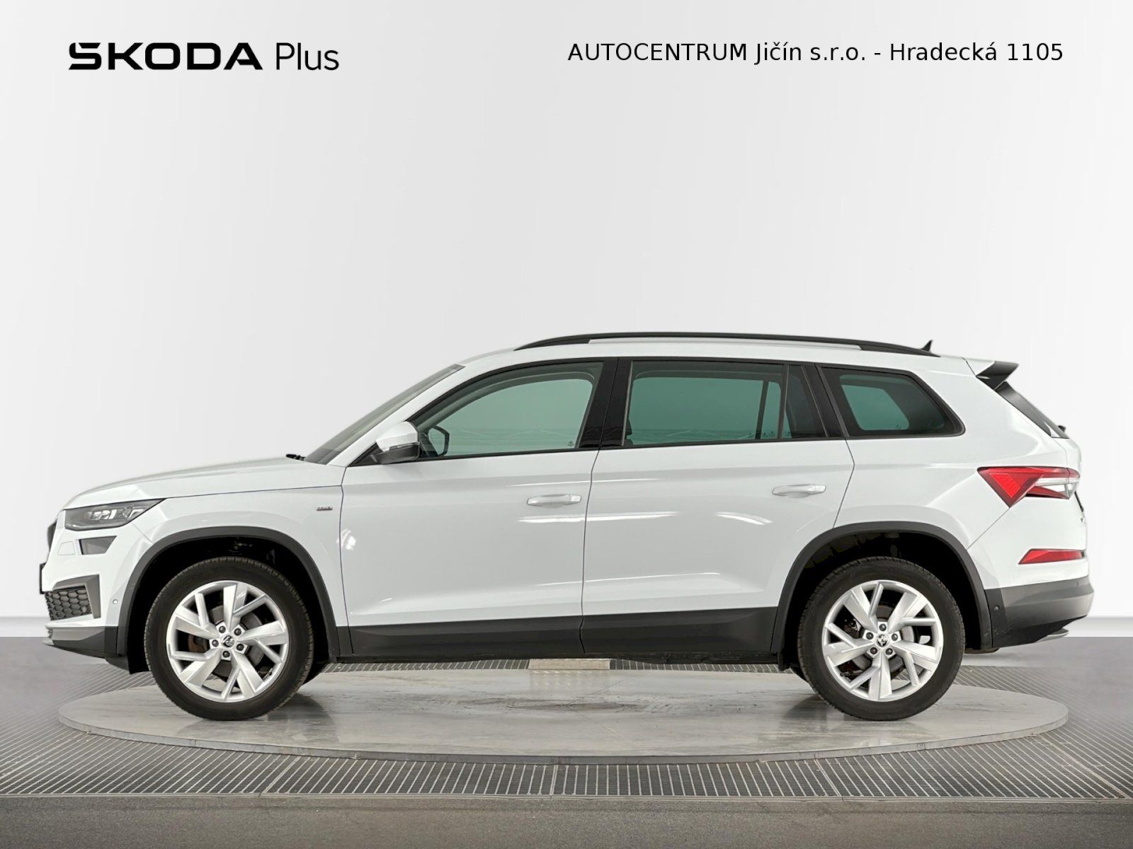 Škoda Kodiaq, DSG 2.0TDI 110kW Ambition Tour - fotka 3