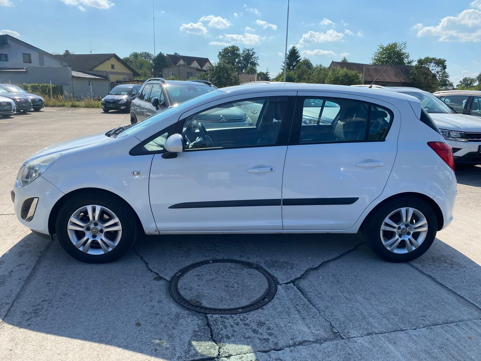 Opel Corsa, 1.2i 63 kW - fotka 4