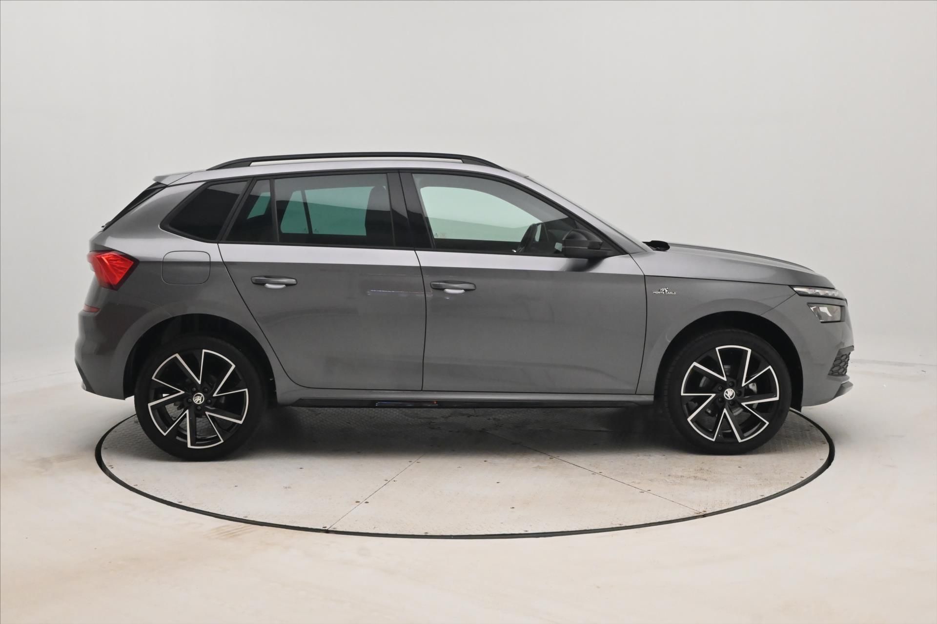 Škoda Kamiq, 1,0 TSI 81 kW MONTE CARLO Záru - fotka 4