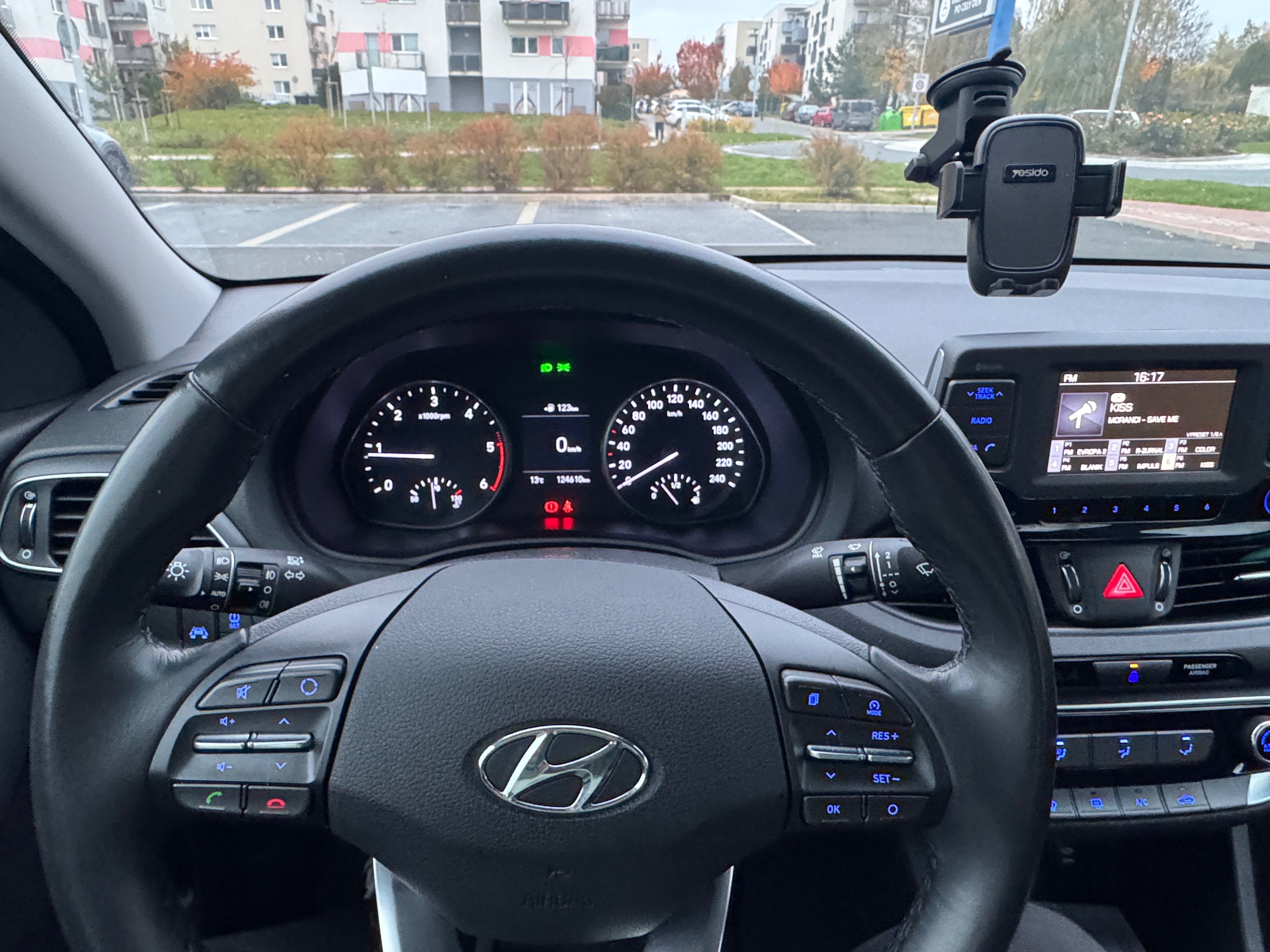 Hyundai i30, Hyundai i30 Fastback 1.6 CRDi - fotka 5