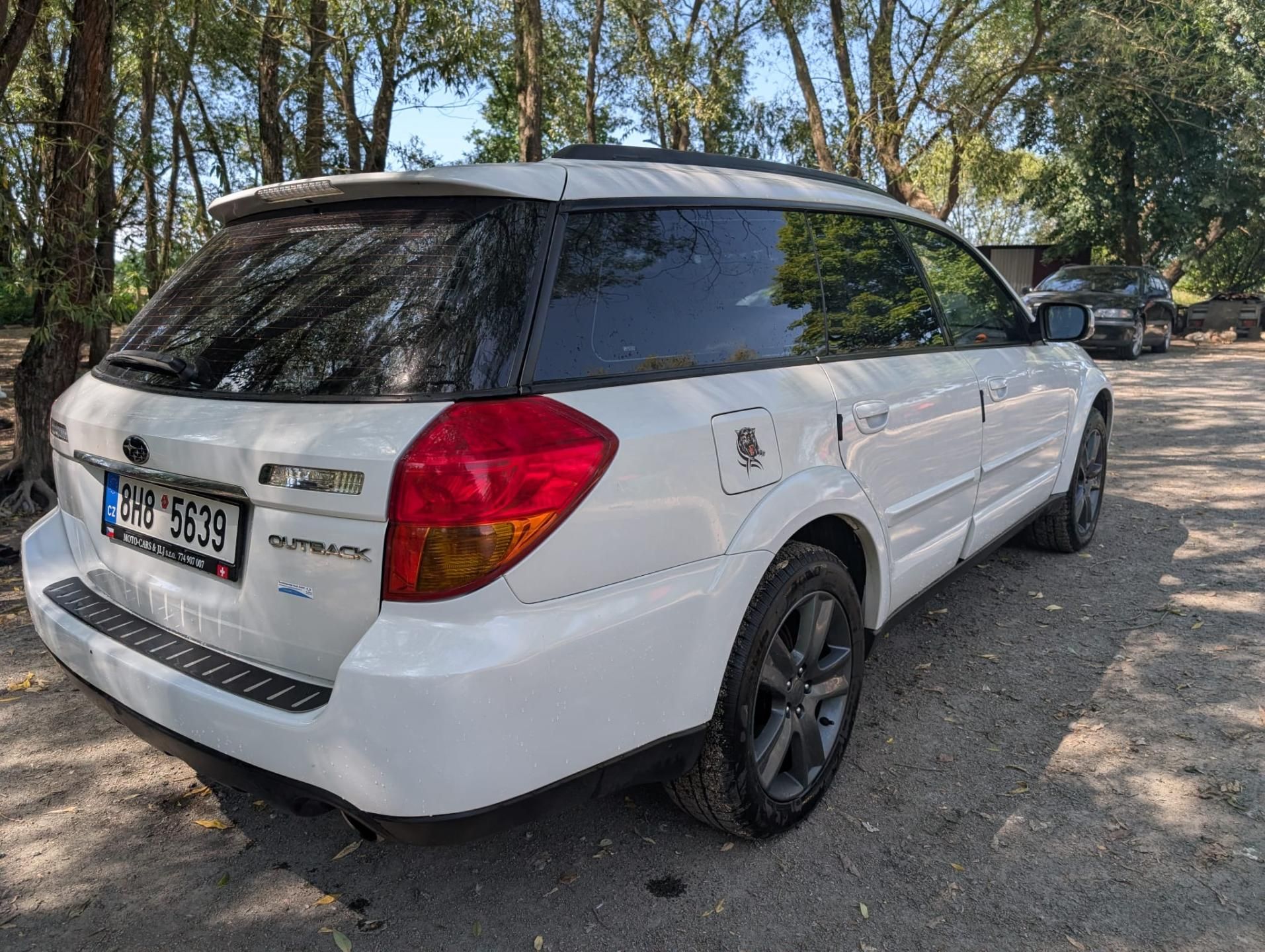 Subaru Outback, 3.0 V6 180KW - fotka 3
