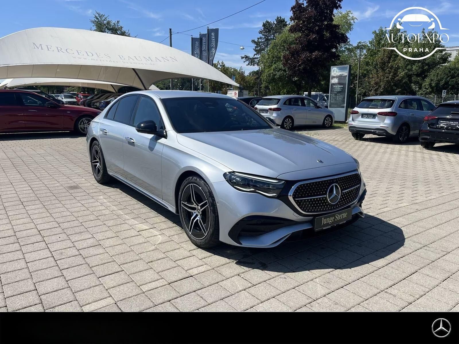 Mercedes-Benz Třídy E, 450d 4M AMG Night - fotka 2