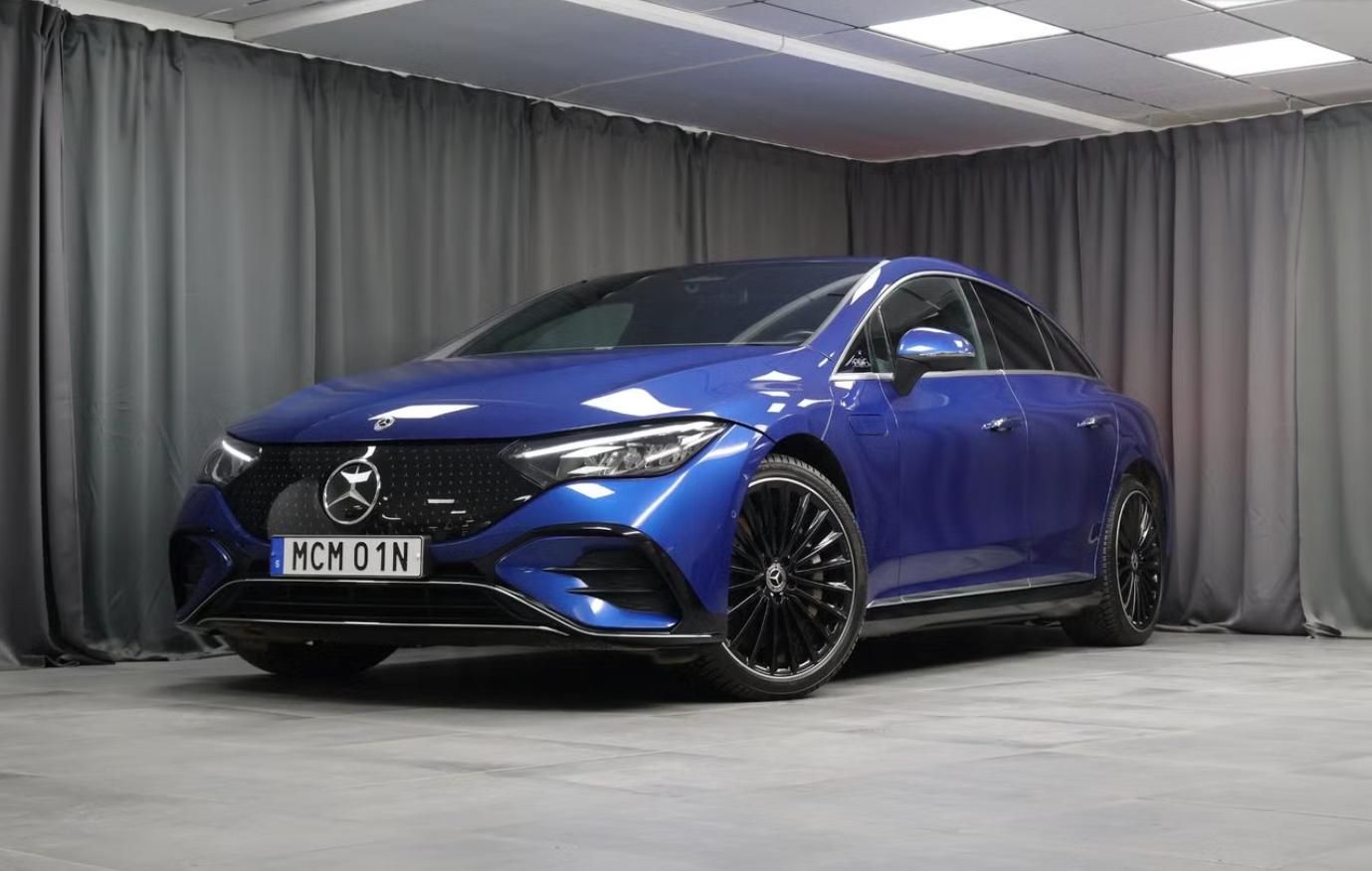 Mercedes-Benz EQE, 350 AMG Kam Vzduch BLIS LED