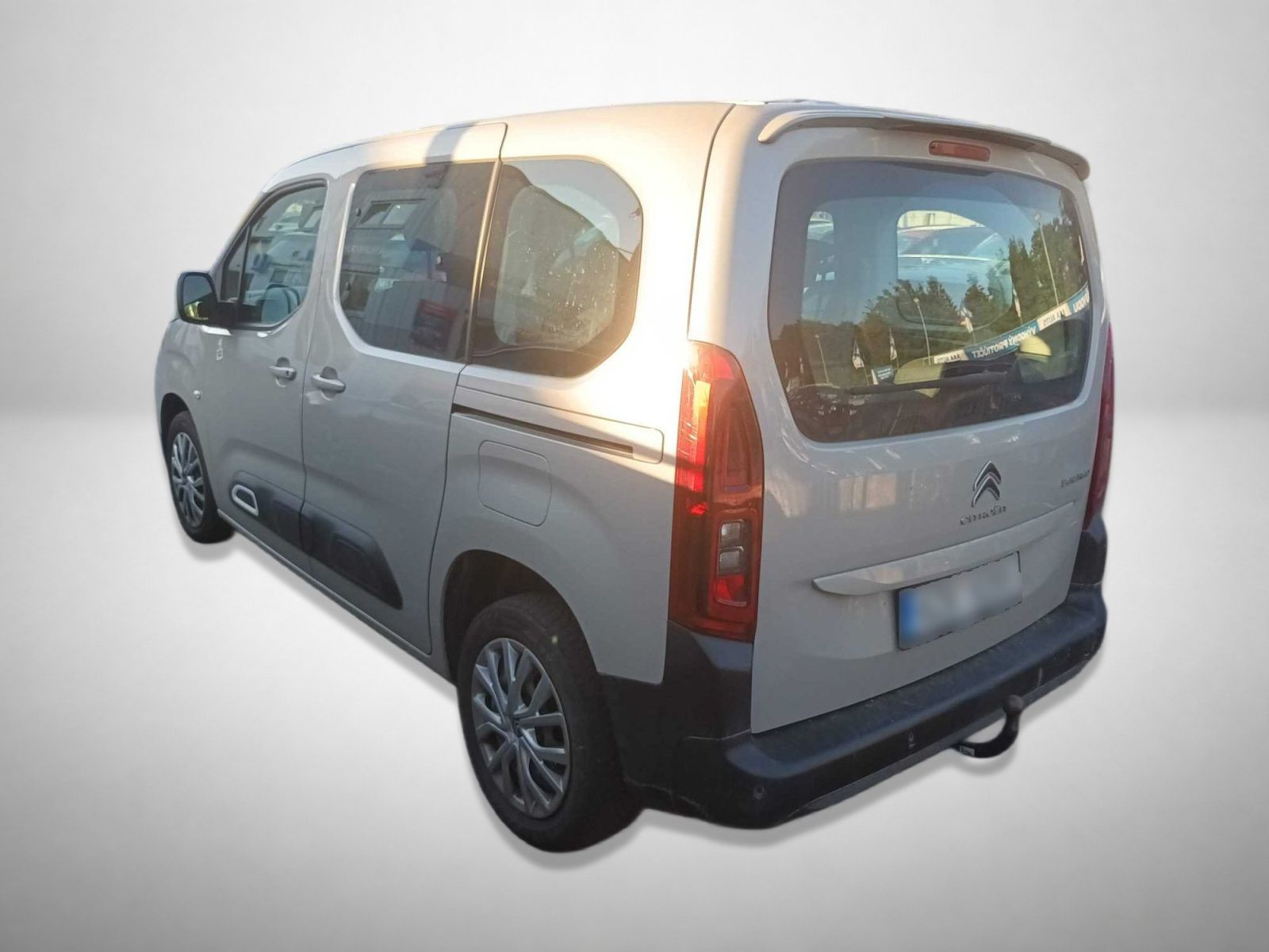 Citroën Berlingo, 1.2 PureTech, 5Míst, Klima, ČR - fotka 2